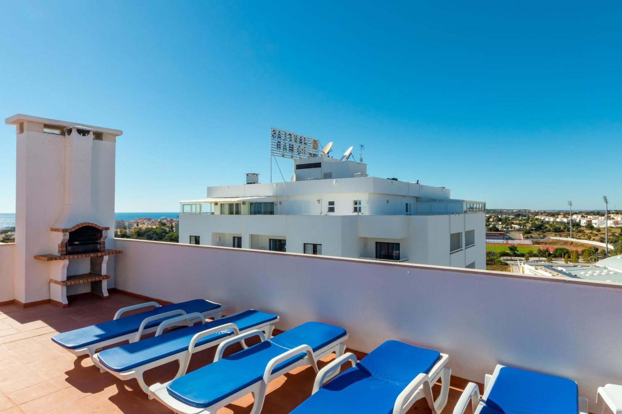 Aparthotel Janelas Do Mar Turisticos