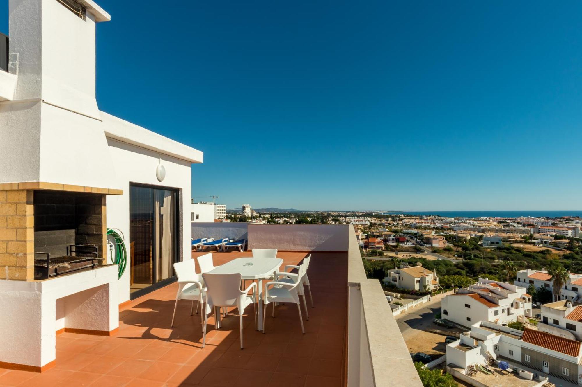 Aparthotel Janelas Do Mar Turisticos 3*