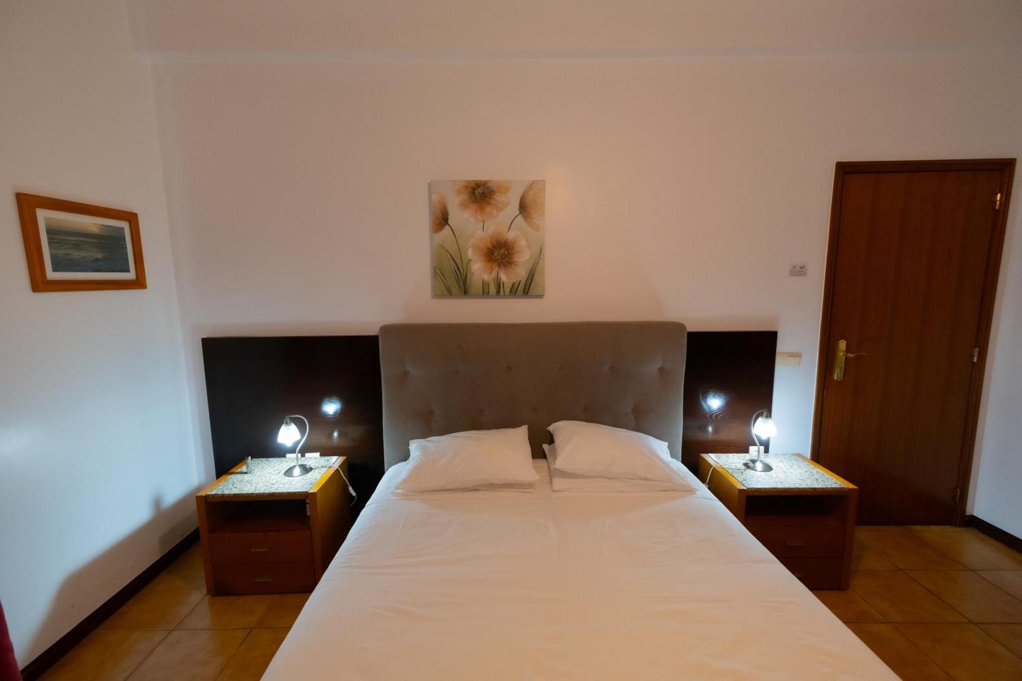 Residencial Familia Guest house