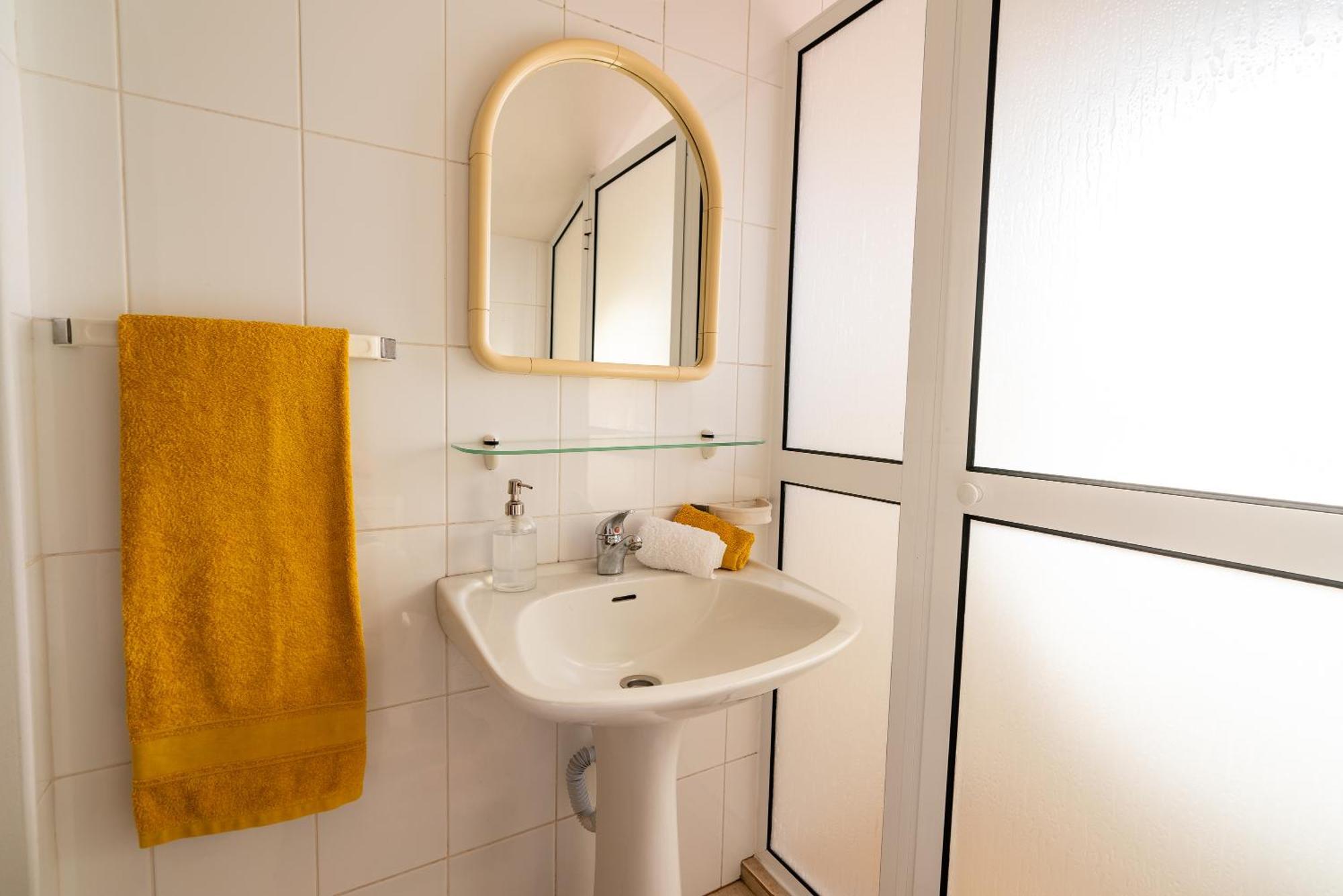 Celia Apartment Arco da Calheta (Madeira)