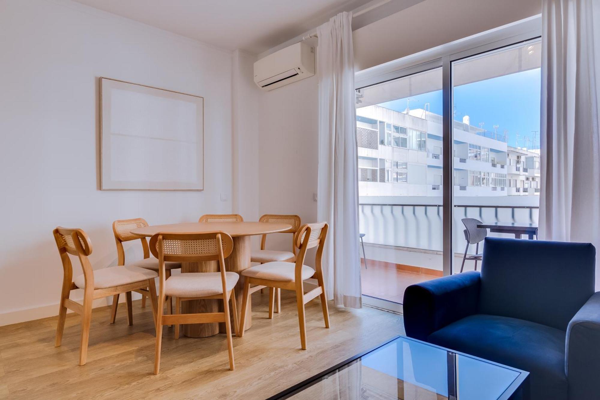 Apartment Al - Egas Moniz