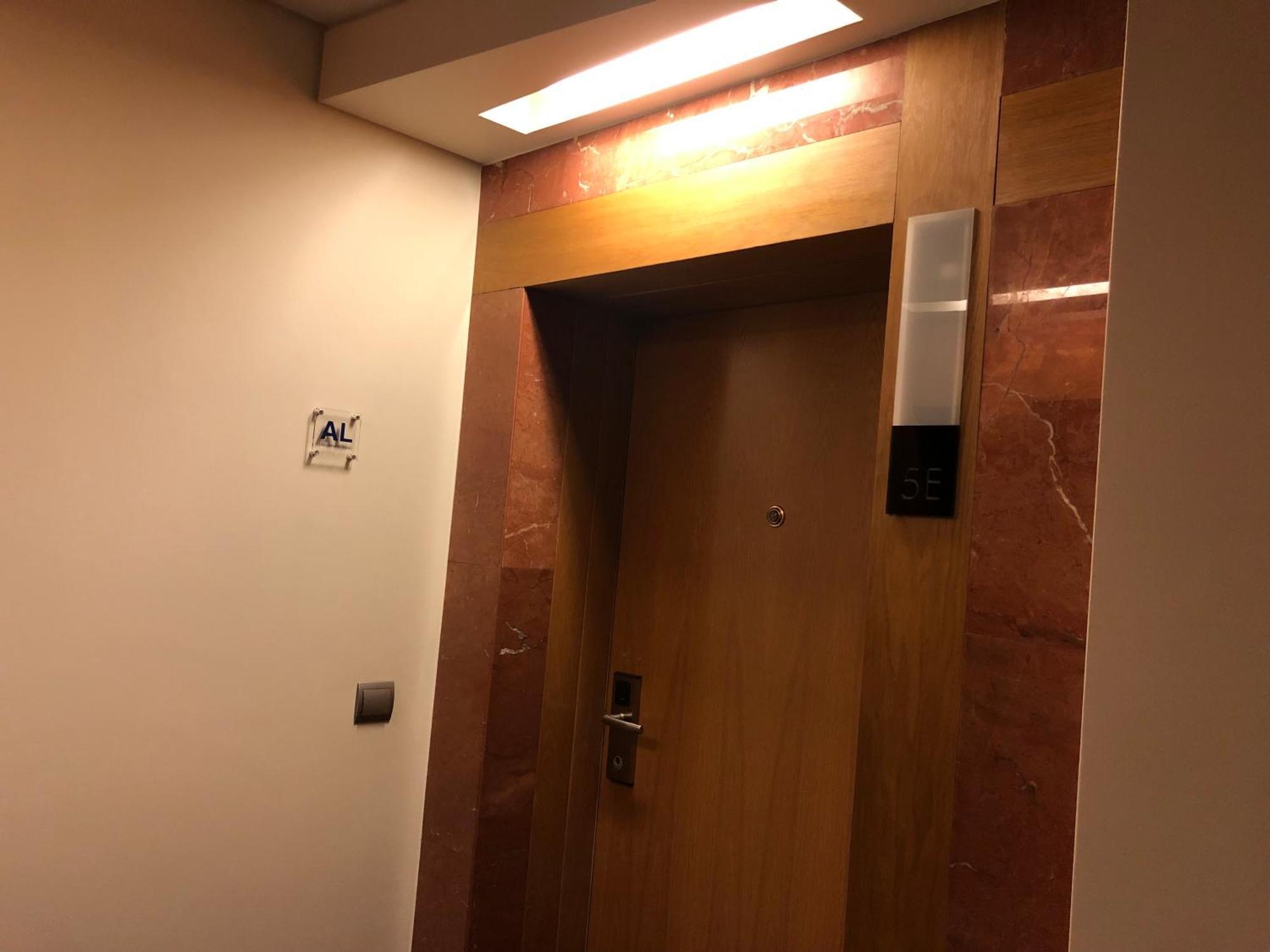 Forum Ocean View Apartment *