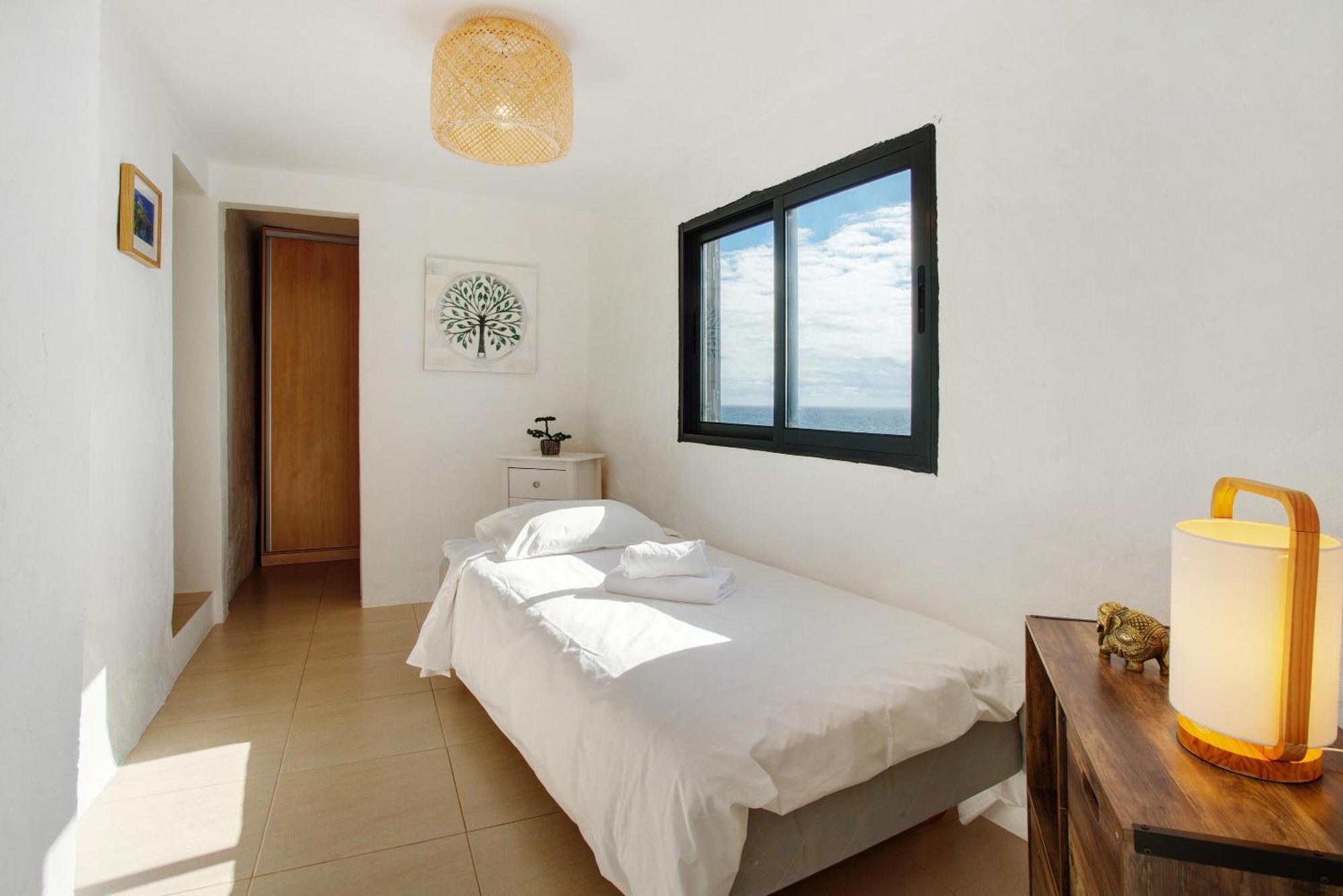 The Yellow House Holiday home Jardim do Mar