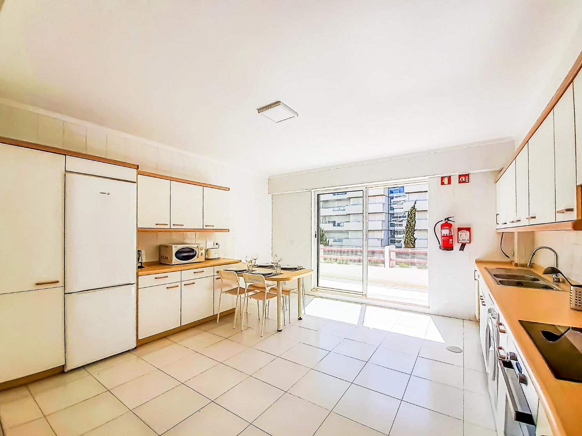 Apartment Por Do Sol Dourado T2 Hsr Vilamarina
