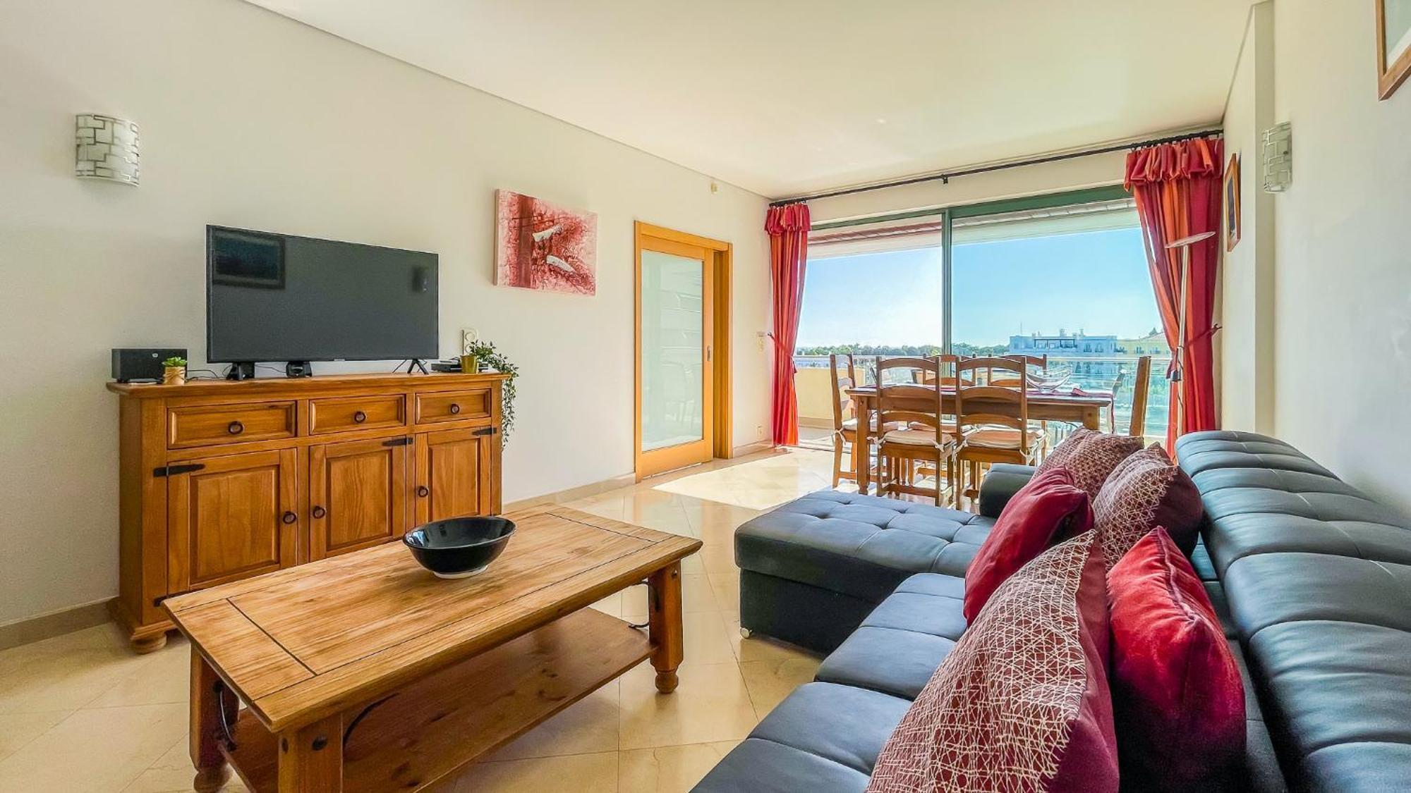 Aq 310 Incrível De Dois Quartos Com Vista A Marina Apartamento Quarteira