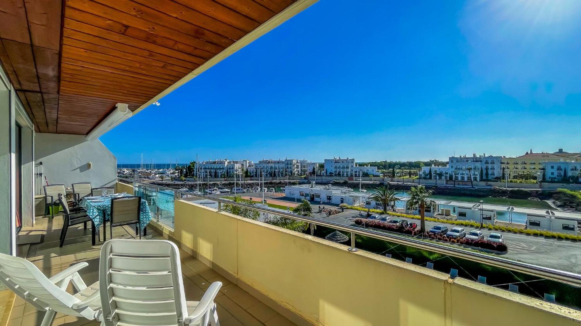 Aq 310 Incrível De Dois Quartos Com Vista A Marina Apartamento