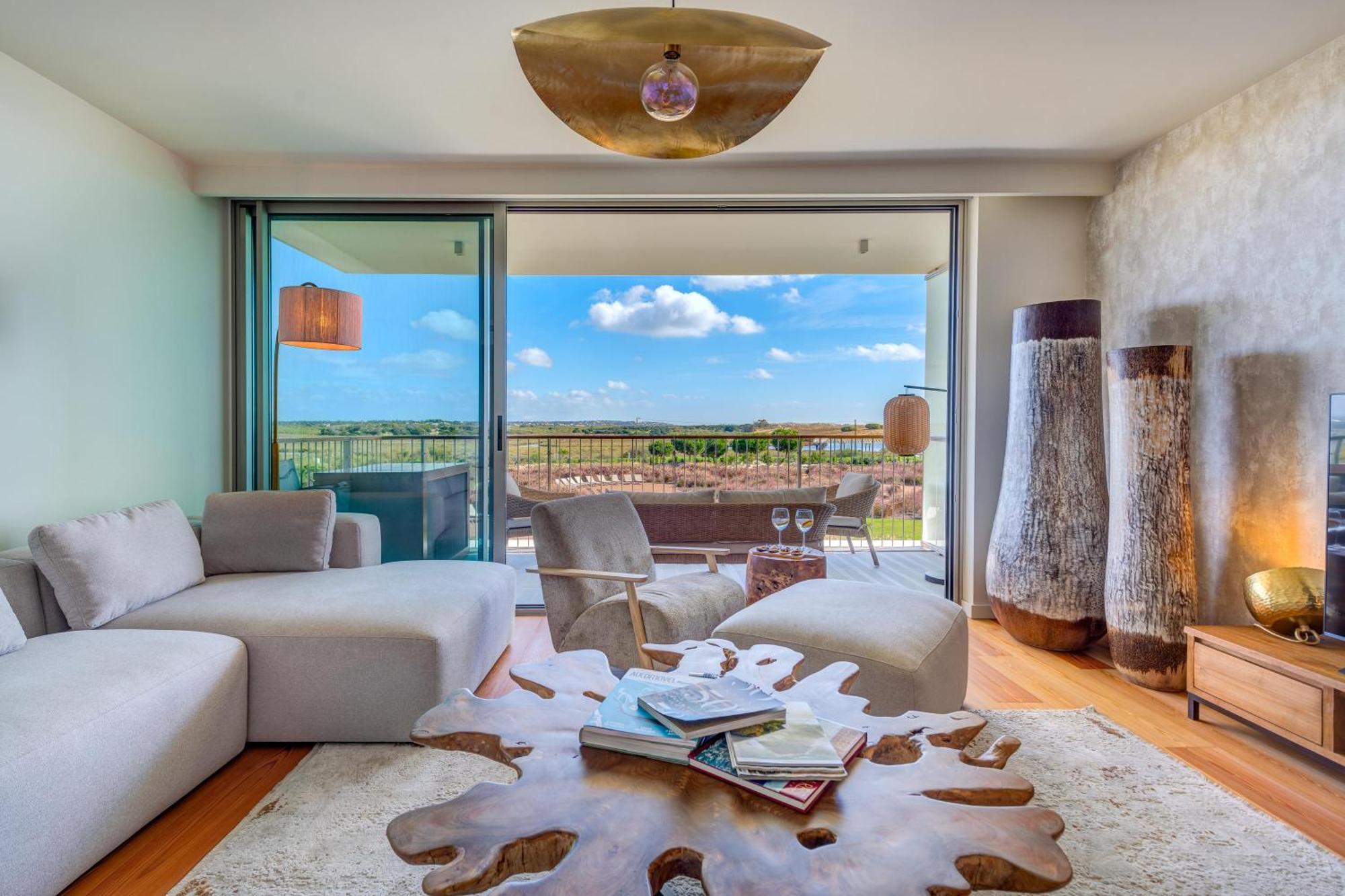Apartment Blue Well Being Beachfront Pool And Raia - By Bedzy *