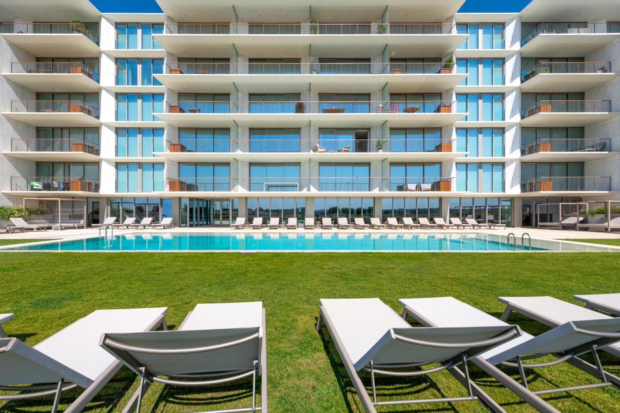 Blue Well Being Beachfront Pool And Raia - By Bedzy Apartment Armacao de Pera