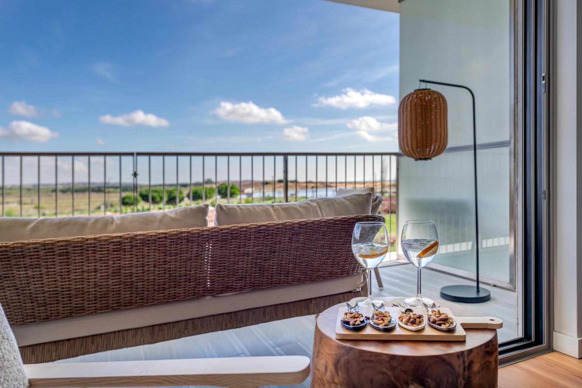 Apartment Blue Well Being Beachfront Pool And Raia - By Bedzy Armacao de Pera