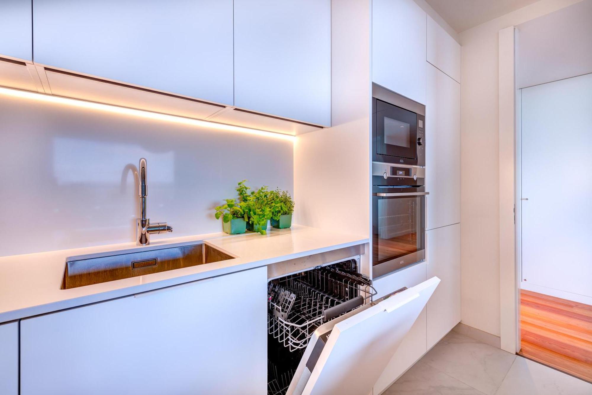 Apartment Blue Well Being Beachfront Pool And Raia - By Bedzy Armacao de Pera
