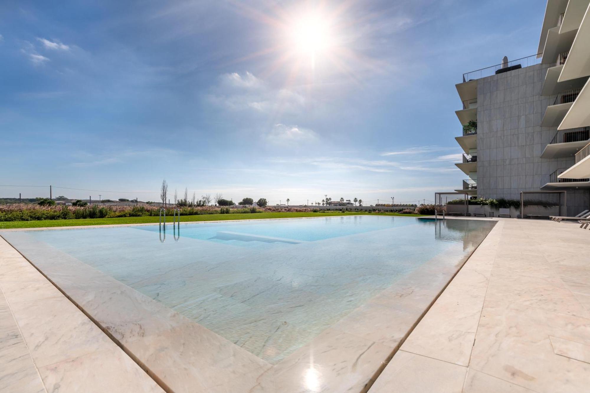 Blue Well Being Beachfront Pool And Raia - By Bedzy Armacao de Pera