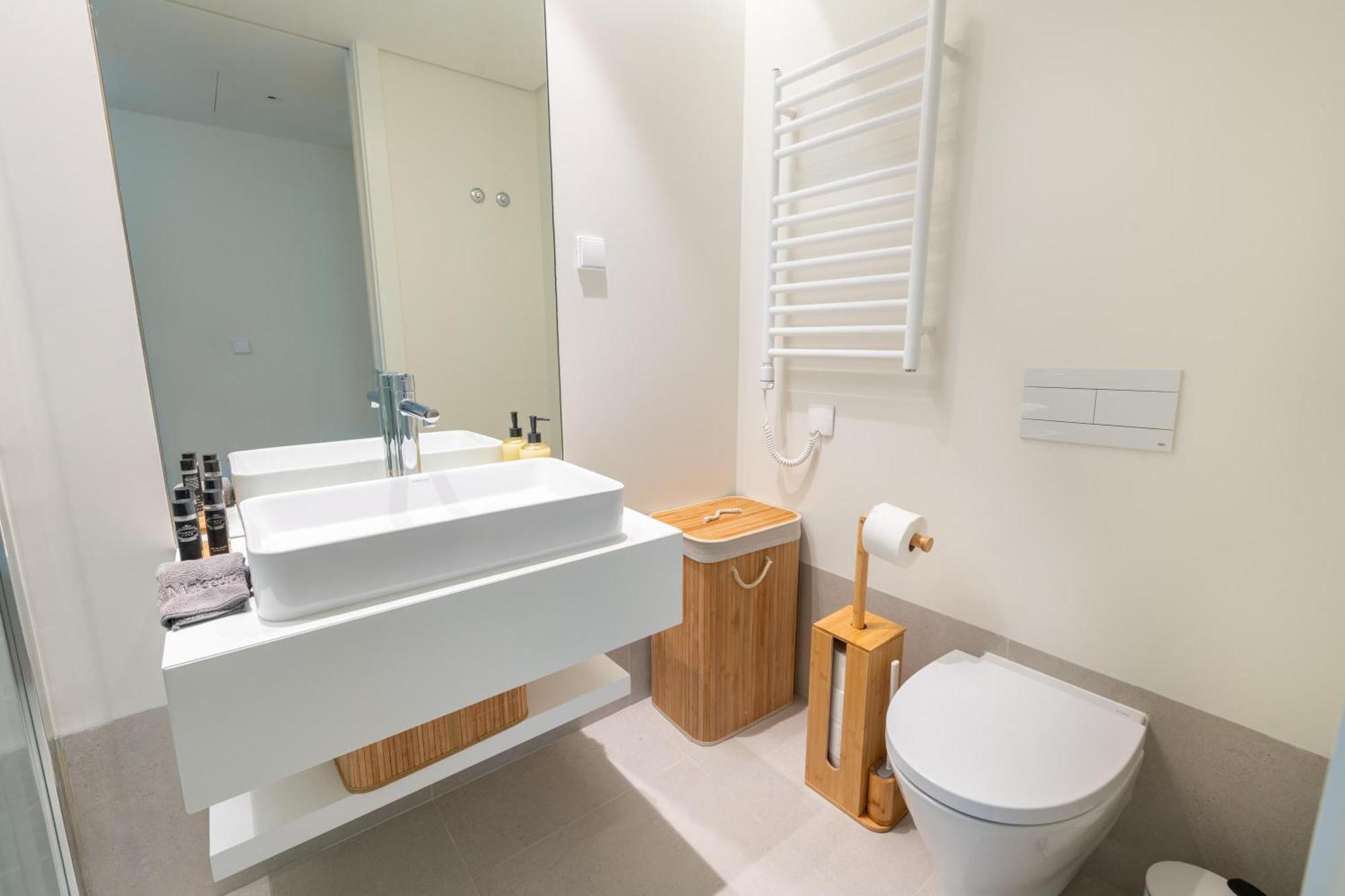 Apartment Blue Well Being Beachfront Pool And Raia - By Bedzy Armacao de Pera