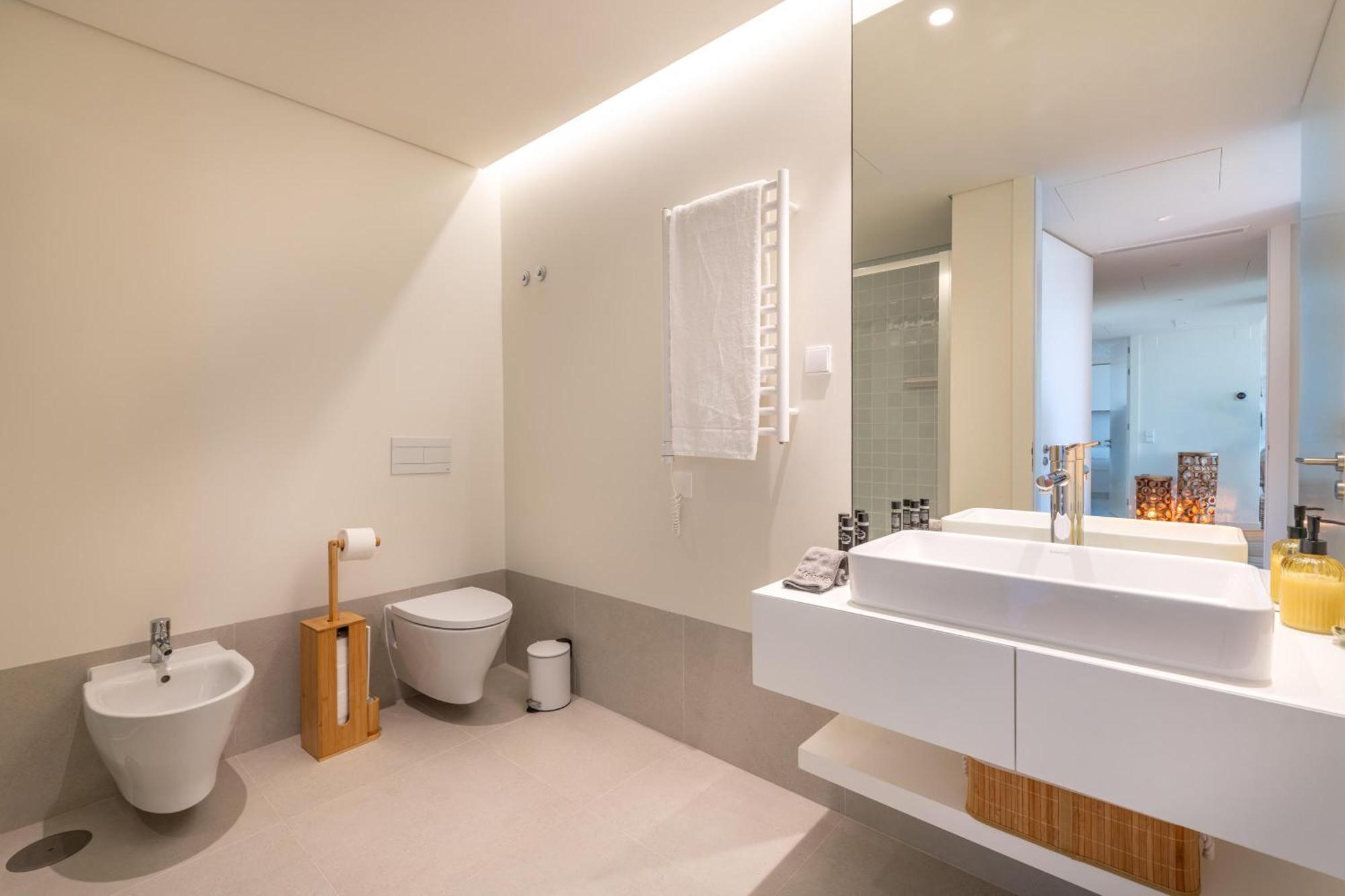 Blue Well Being Beachfront Pool And Raia - By Bedzy Apartment Armacao de Pera