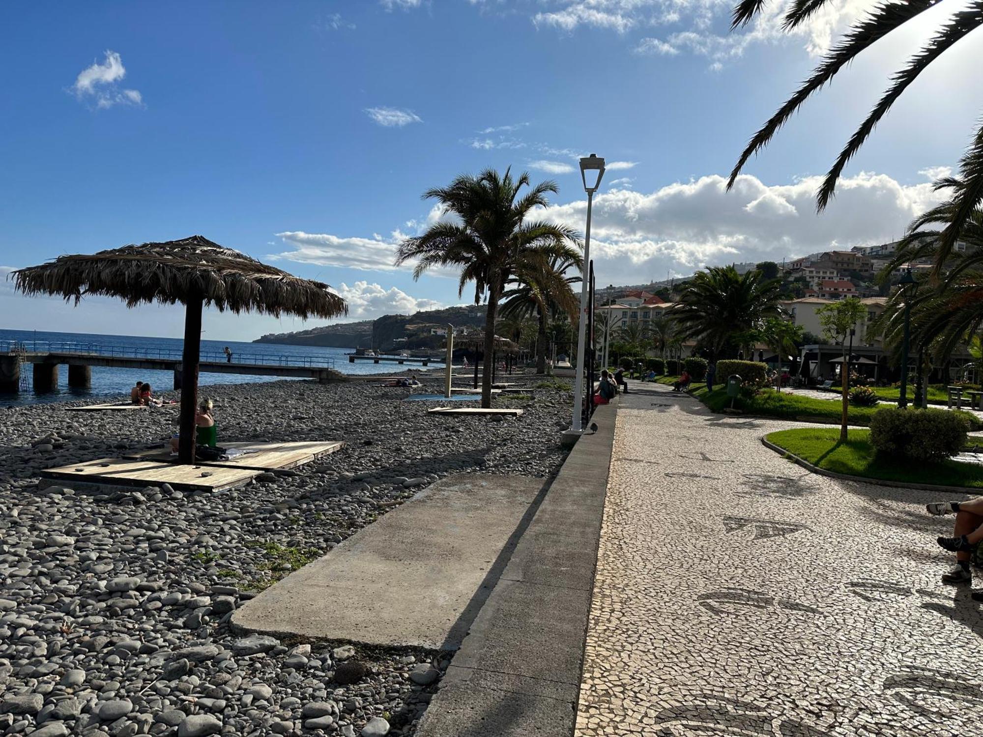 Bed & Breakfast Quarto 2- Desativado Santa Cruz (Madeira)