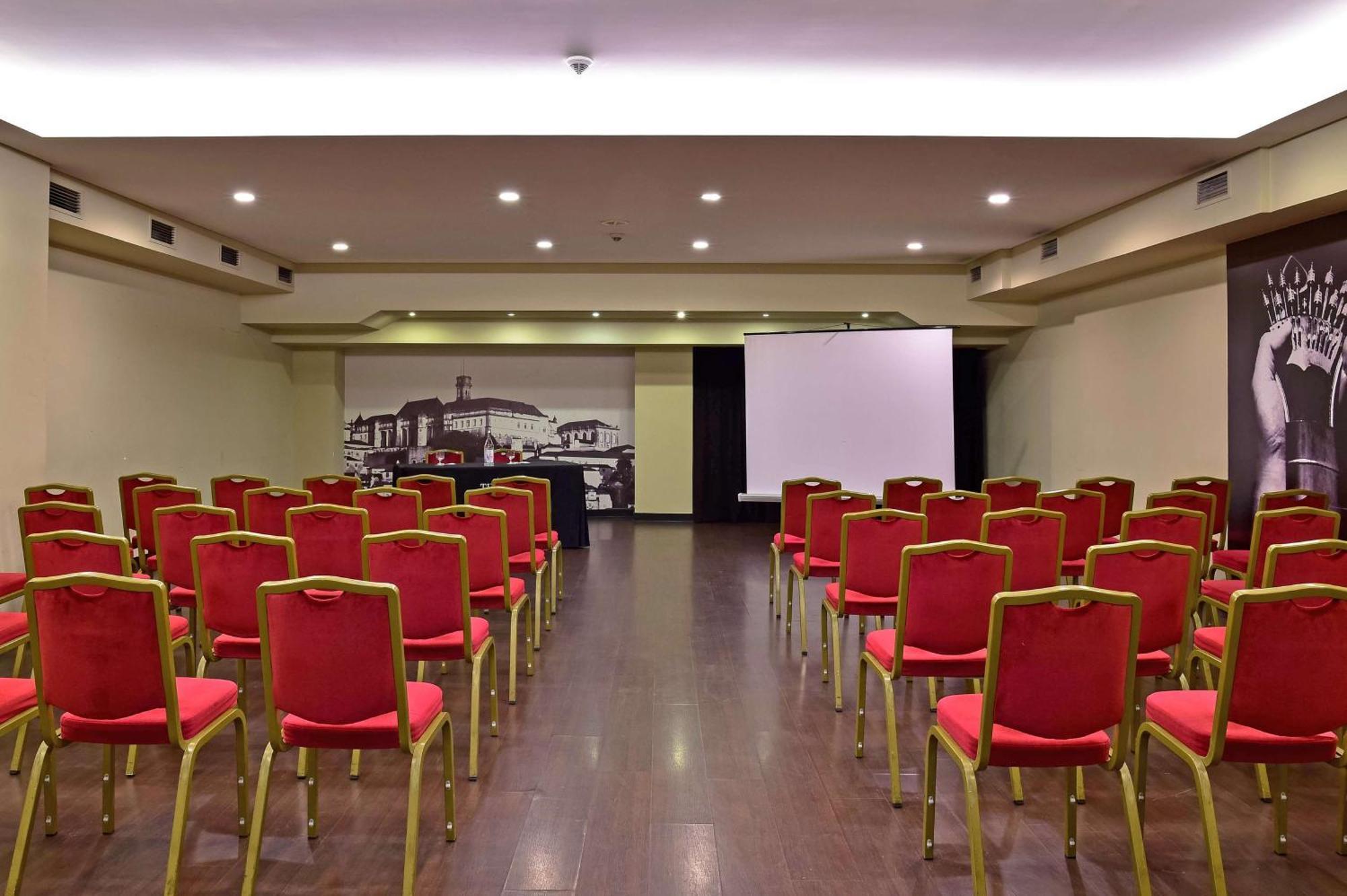 Tivoli Hotel 4*