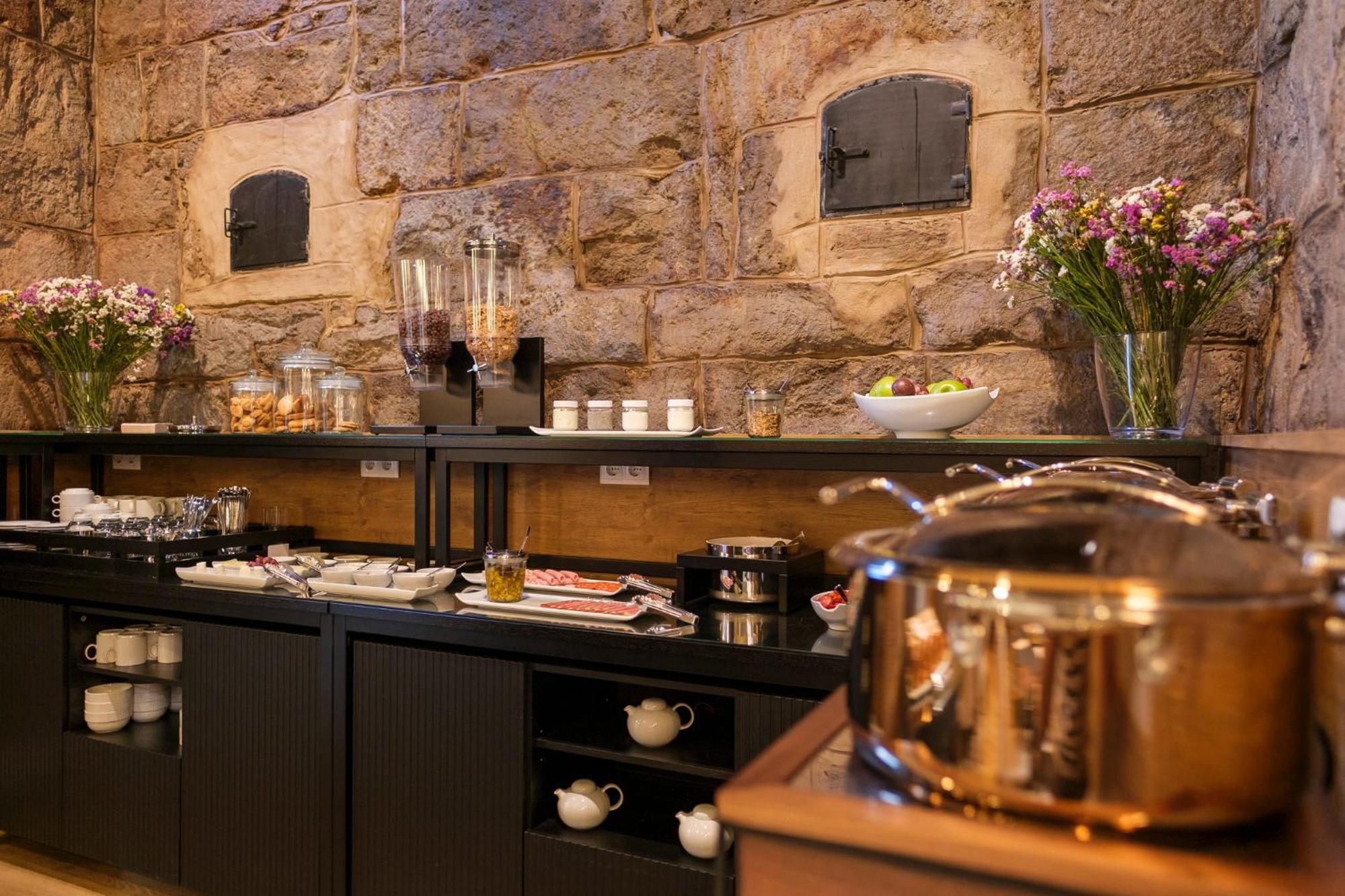 Azores Book Hotel Angra do Heroismo