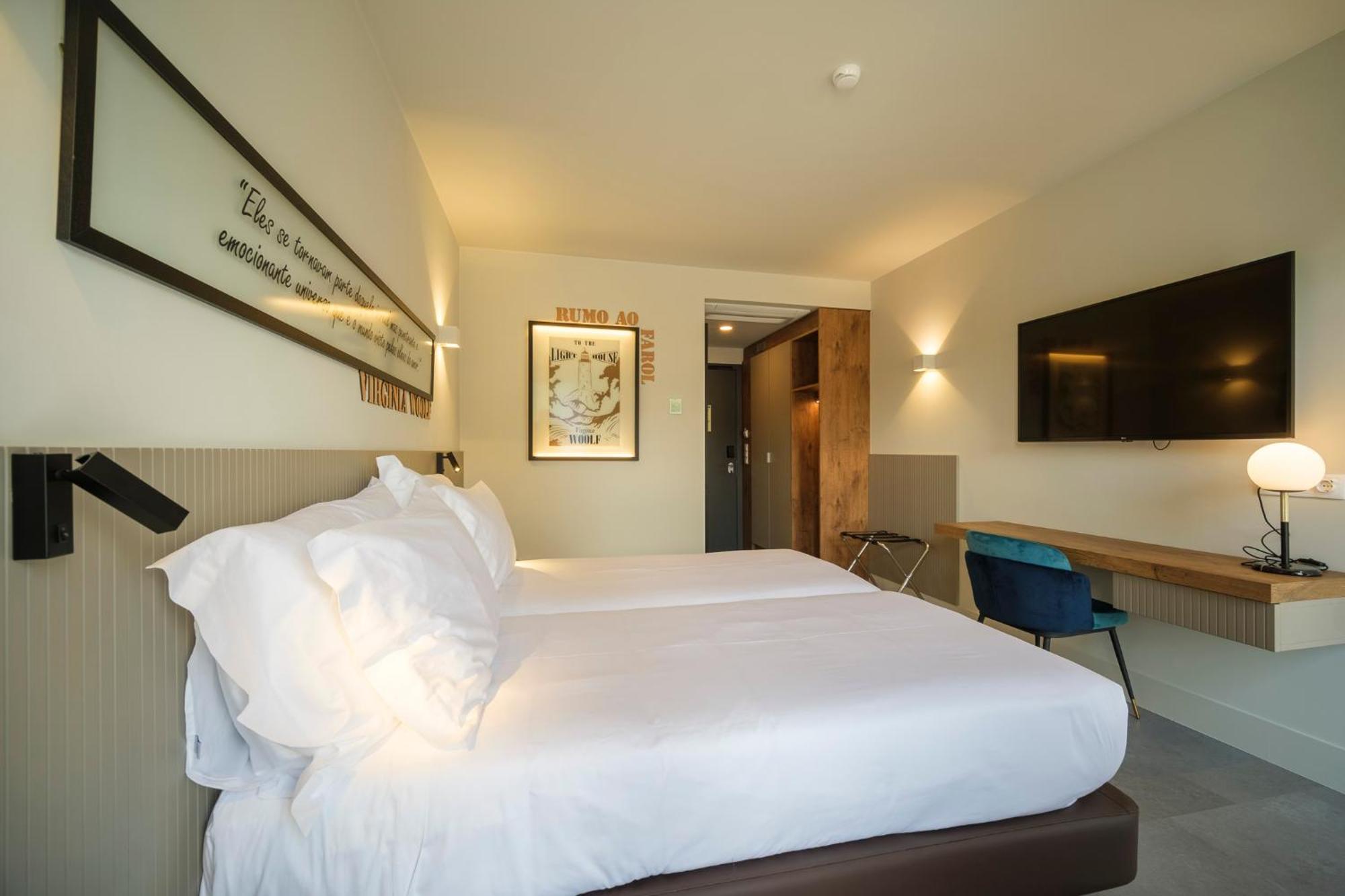 Hotel Azores Book Angra do Heroismo