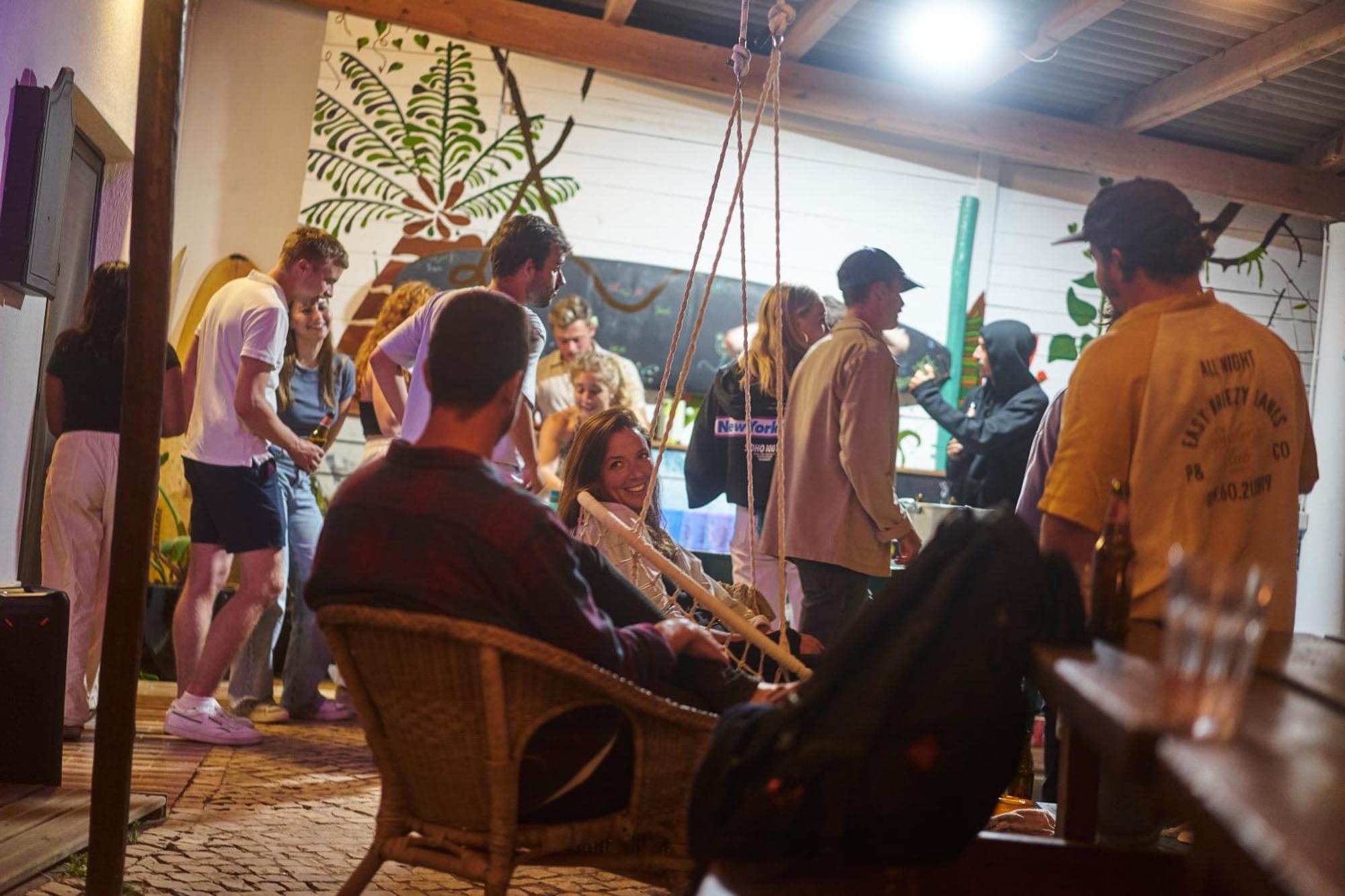 Hostel Algarve Surf Camp &