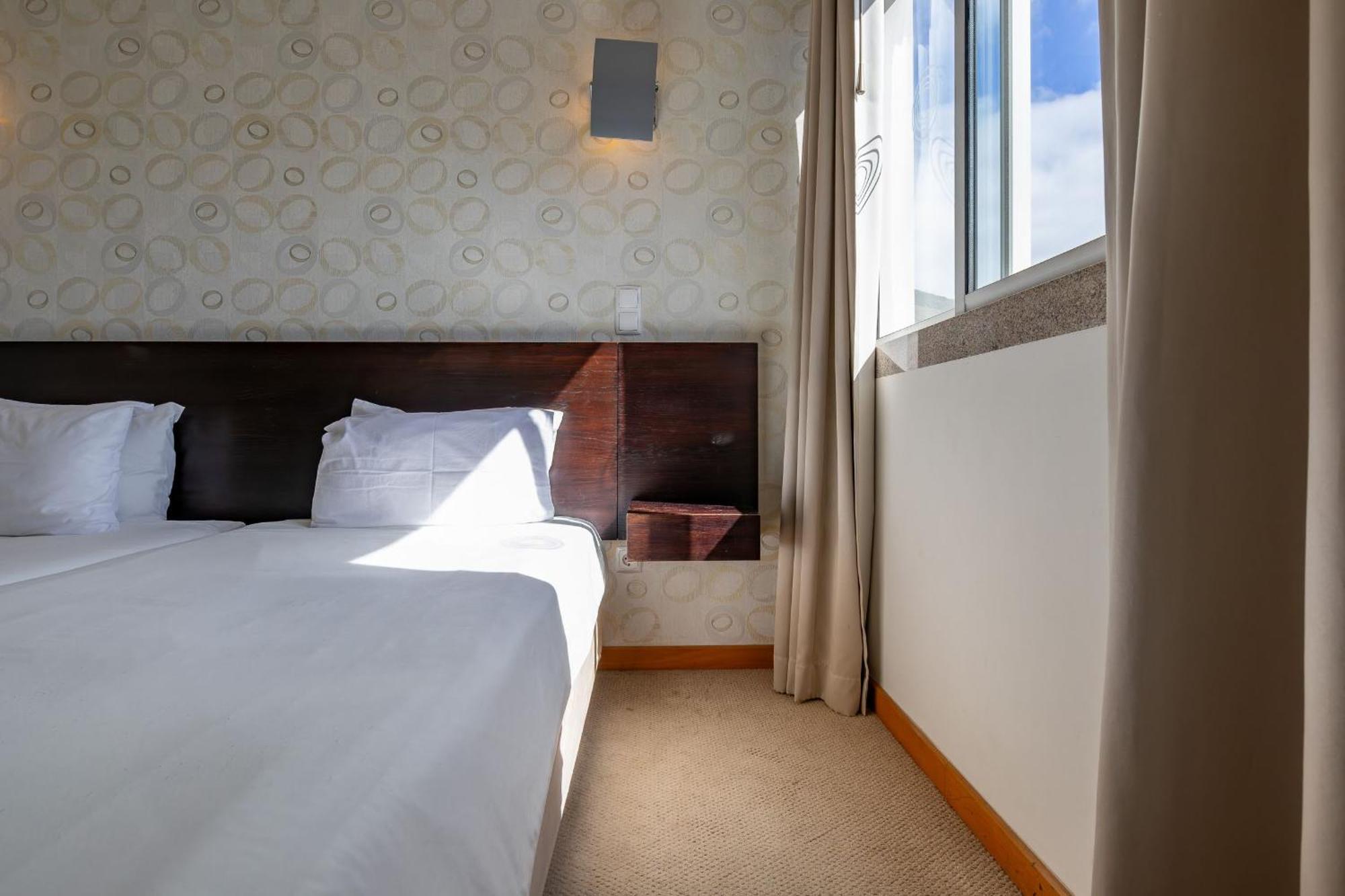 White Waters Hotel 3*