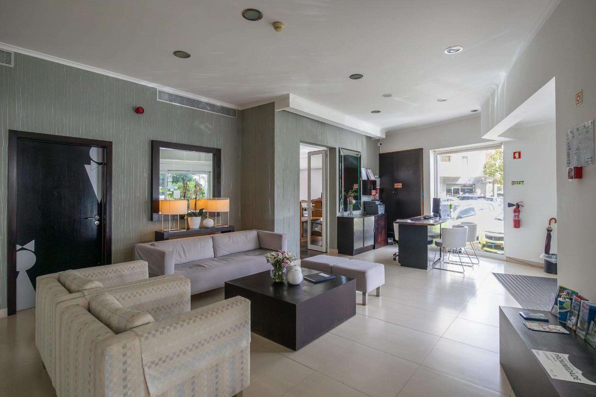 Hotel White Waters