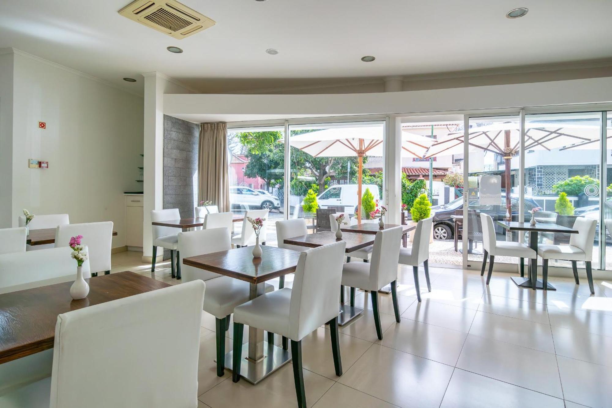 Hotel White Waters 3*