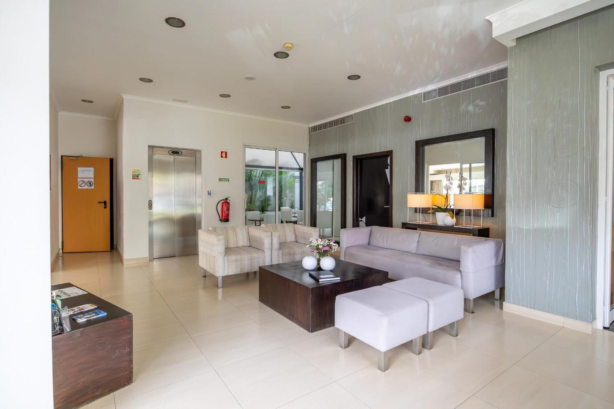 Hotel White Waters