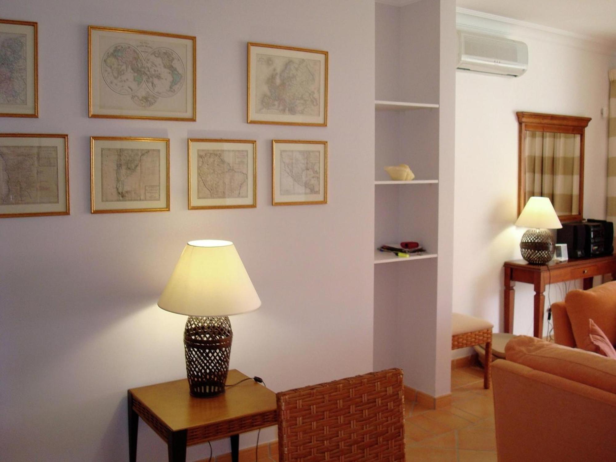 Spacious Apartment In Quarteira With Swimming Pool Apartment *