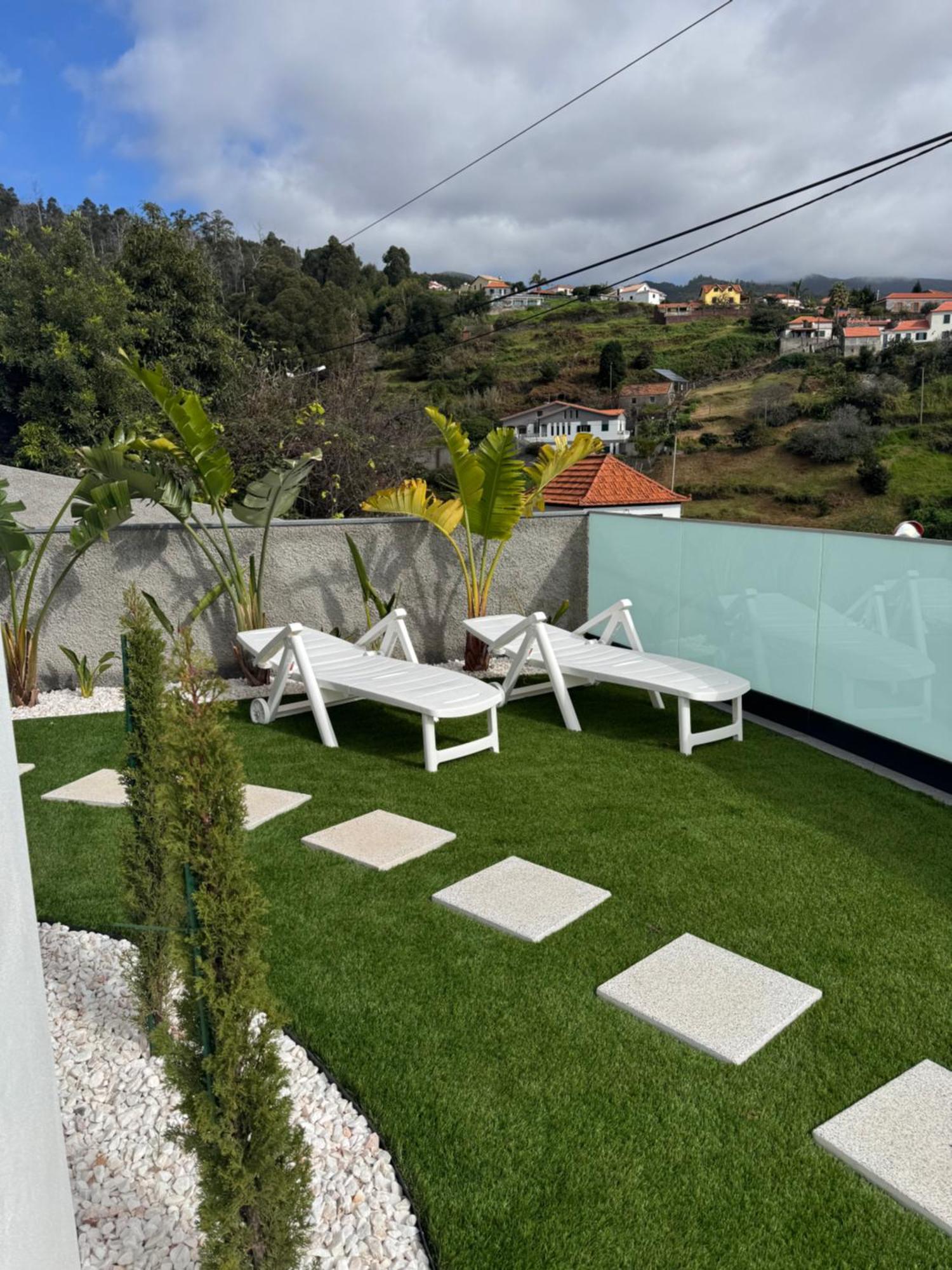 Mary Paradise Calheta (Madeira)