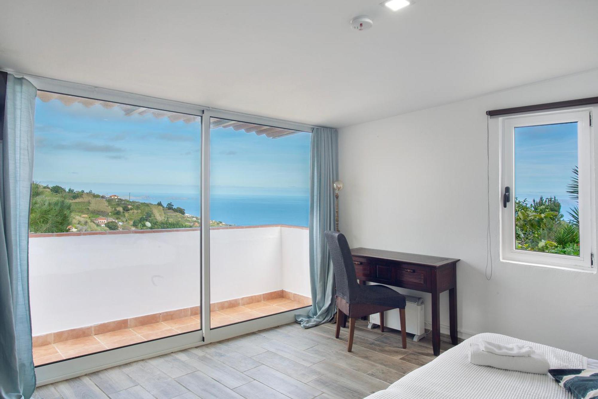 Holiday park House Inmountain Canico (Madeira)