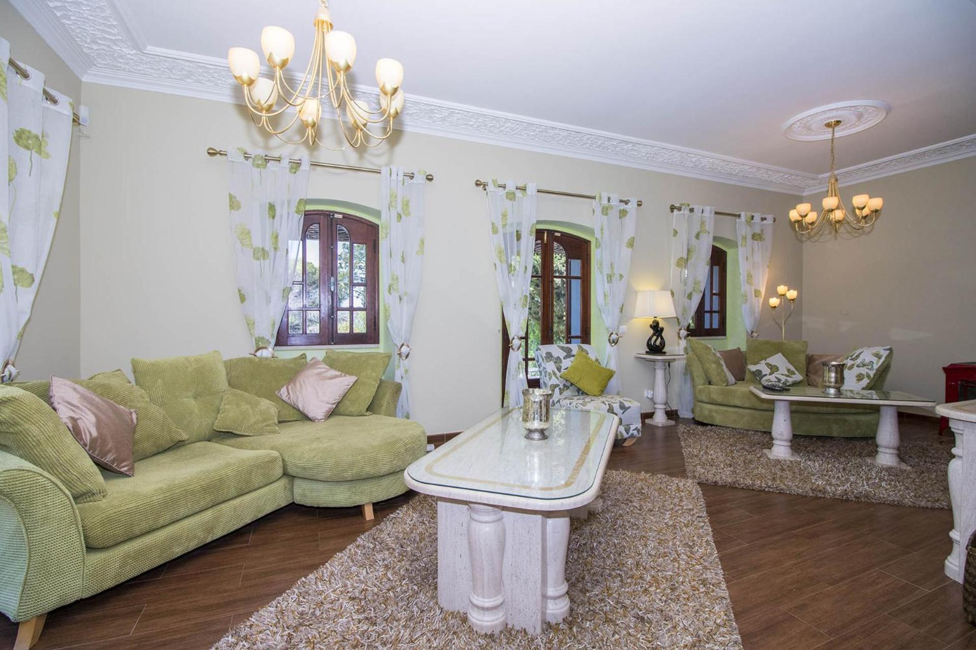Villa Arrochela *