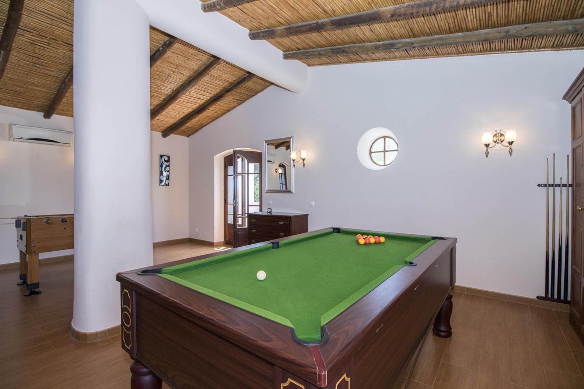 Arrochela Villa *