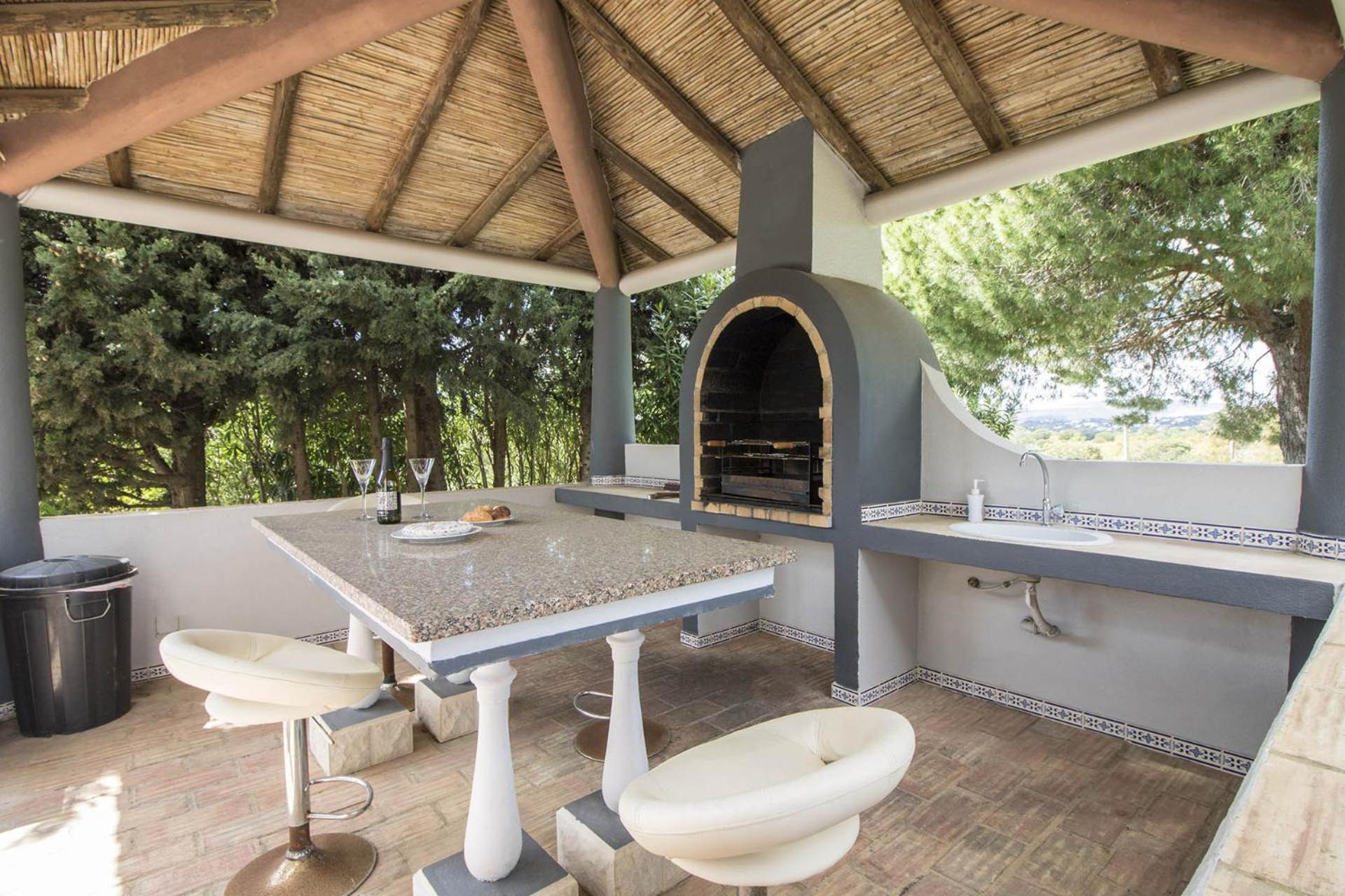 Arrochela Villa