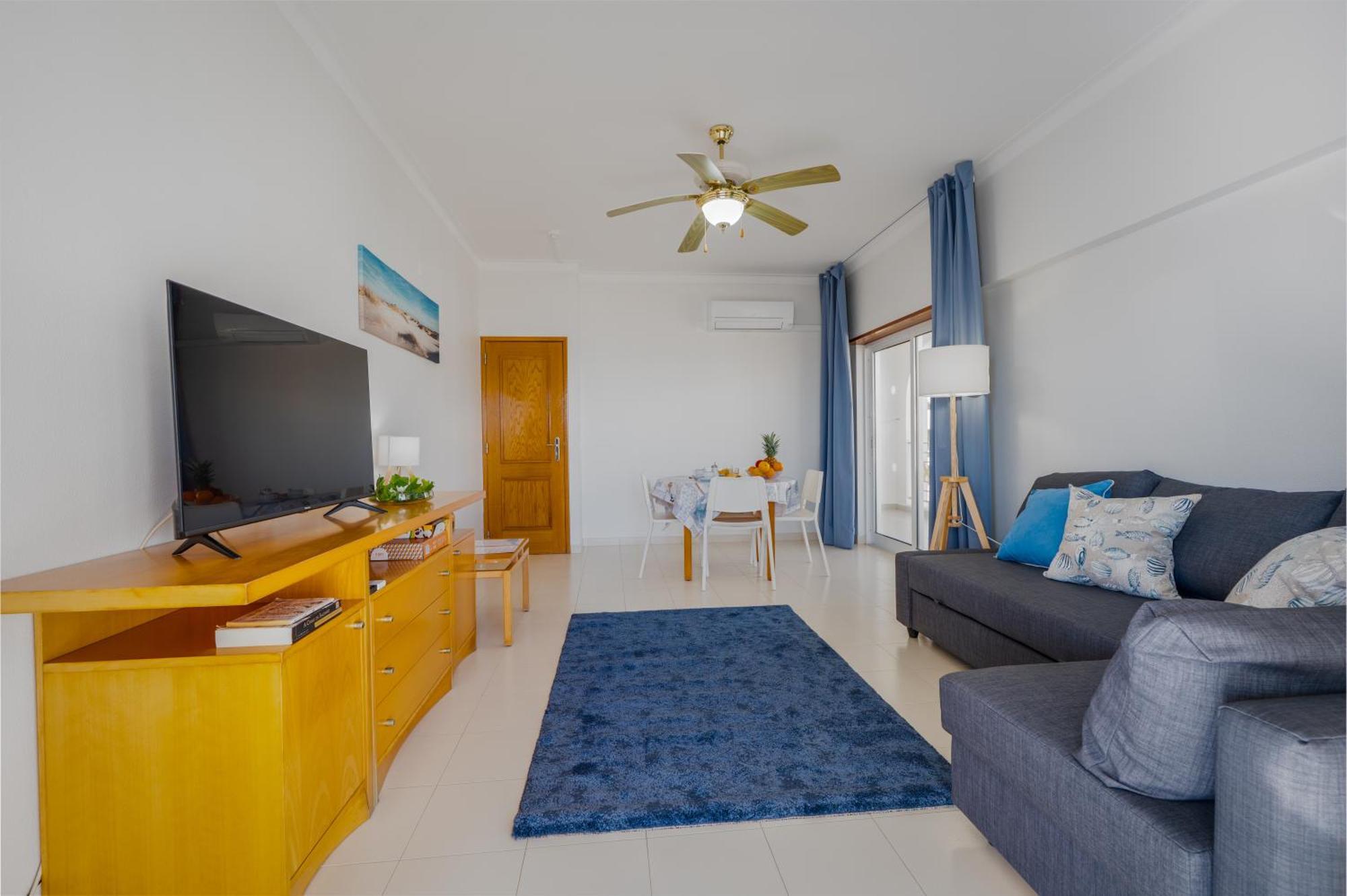 Casa Azul 3 - Senhora Da Rocha, Algarve Apartment