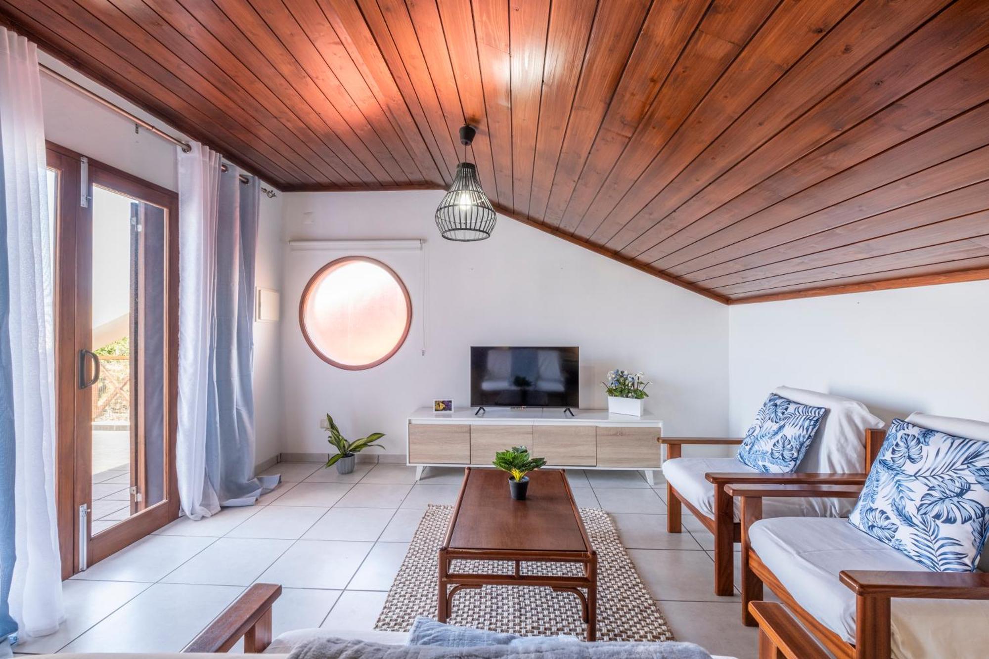 Casa Del Mar Ii By Galmi * Arco de Sao Jorge