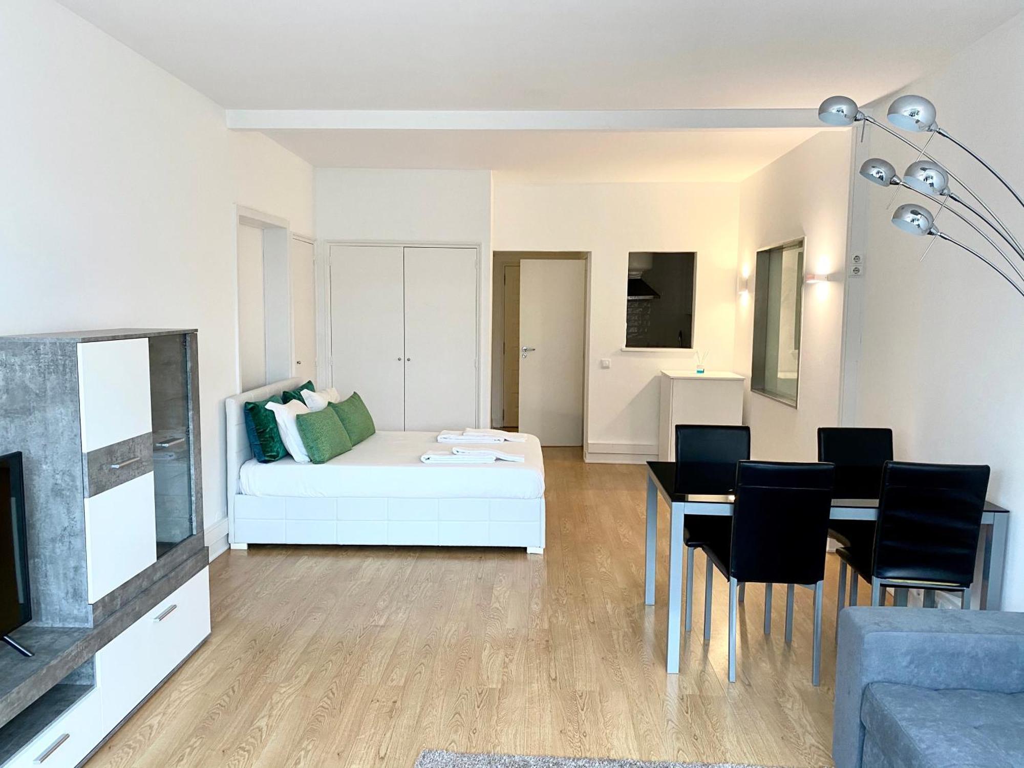 Apartamento 2 & 5- Side Casino Garden