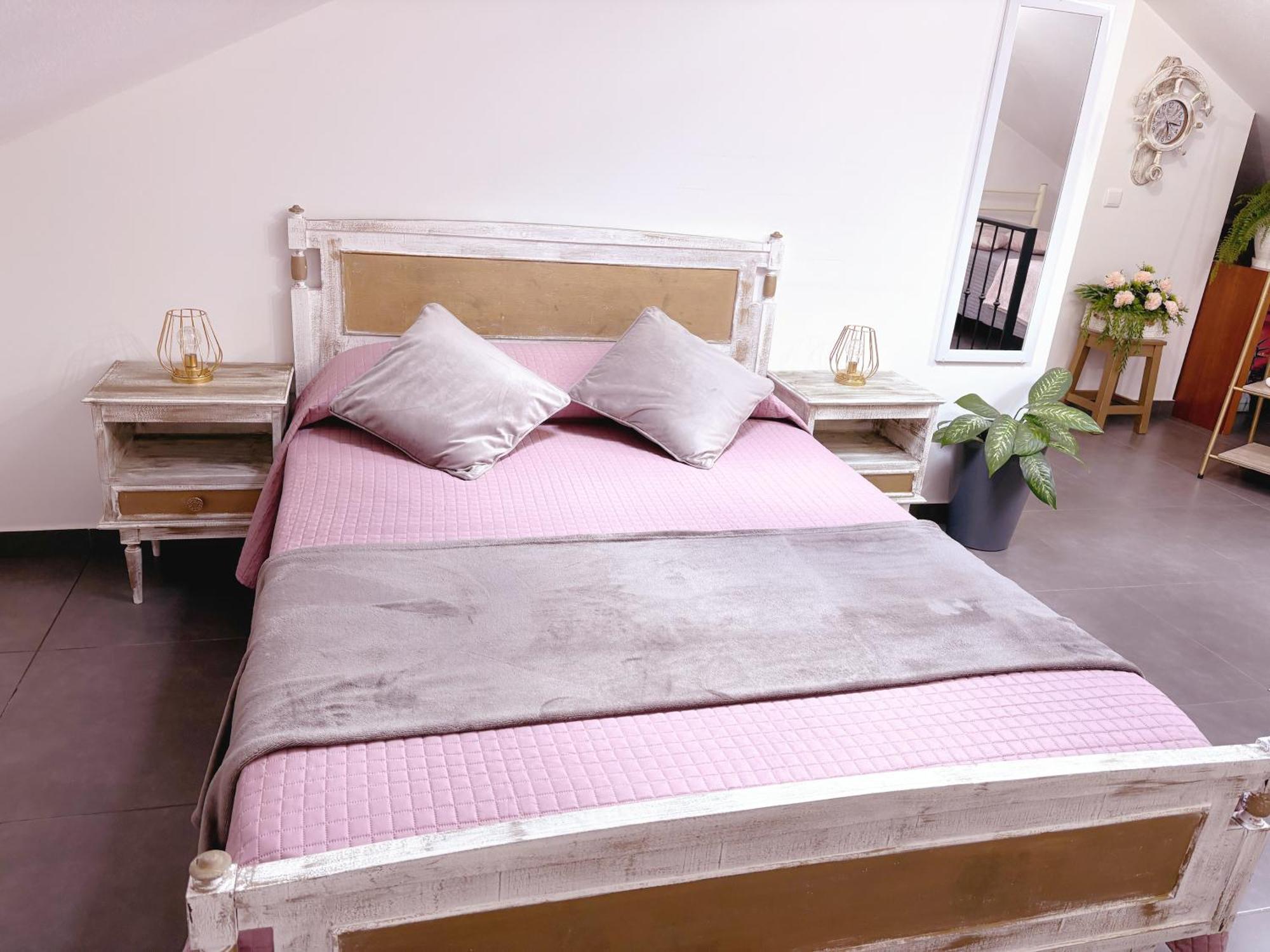 Angela's Loft Holiday home *