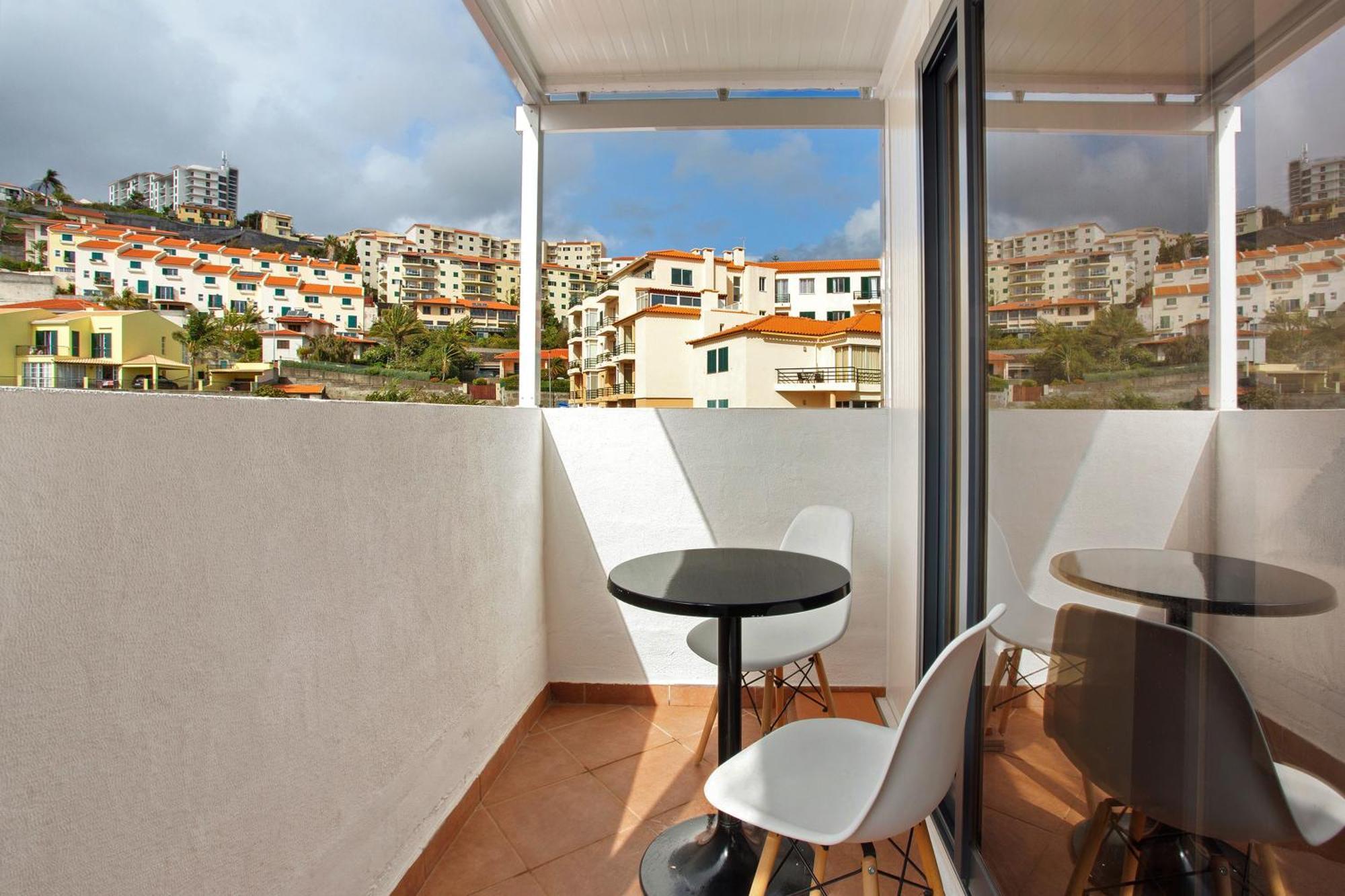 Lolita Com Terraco * Canico (Madeira)