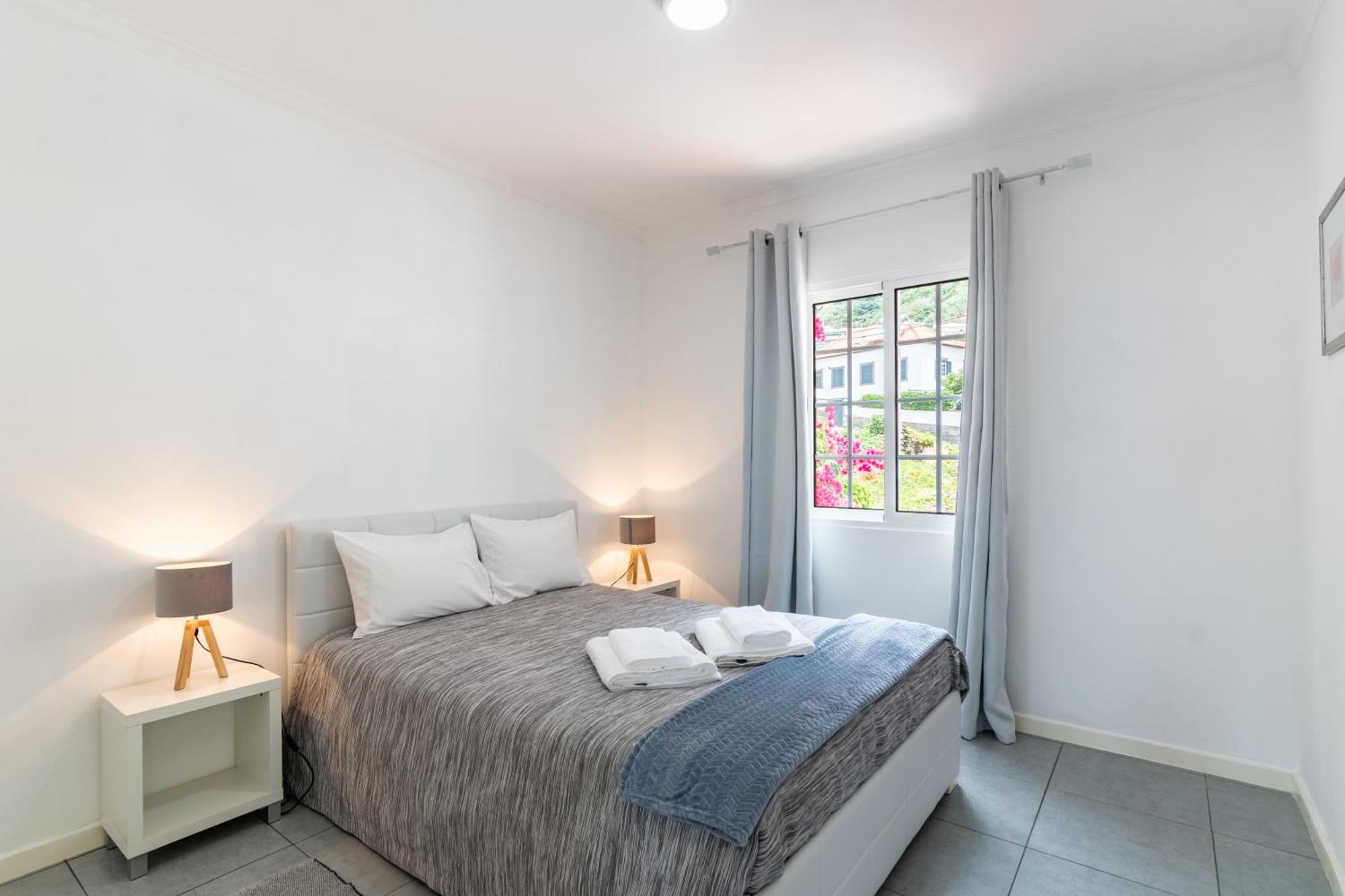 Apartment Esterinha's Ocean By Galmi