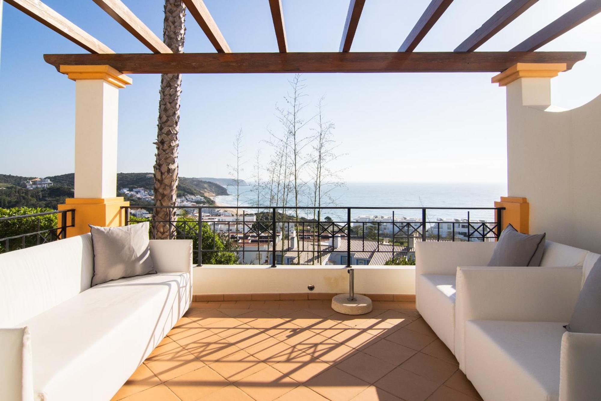 Resort The View - Santo Antonio Villas, Golf & 4*
