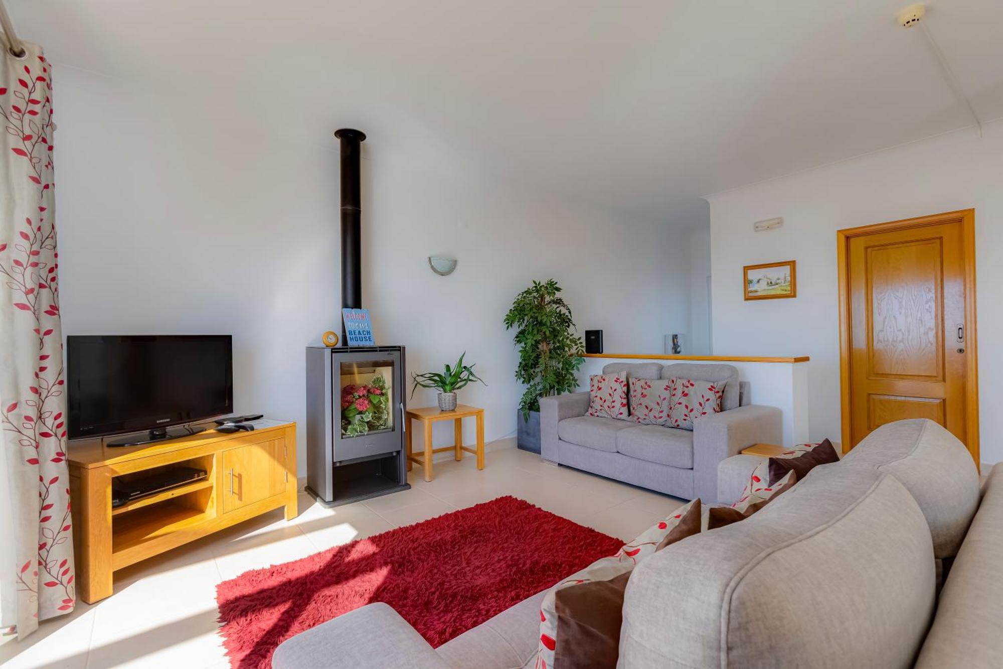 The View - Santo Antonio Villas, Golf & Salema