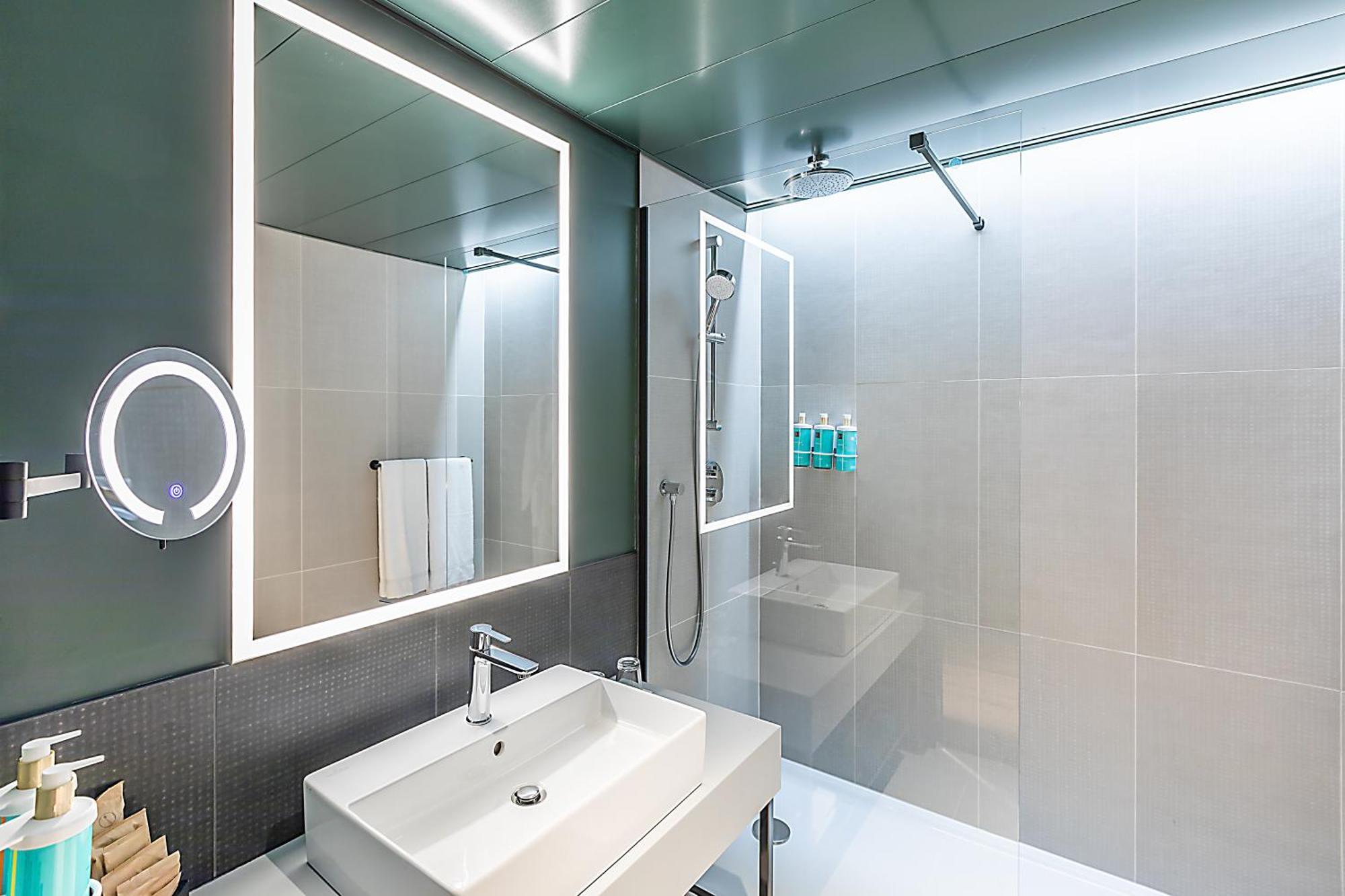 Novotel 4*