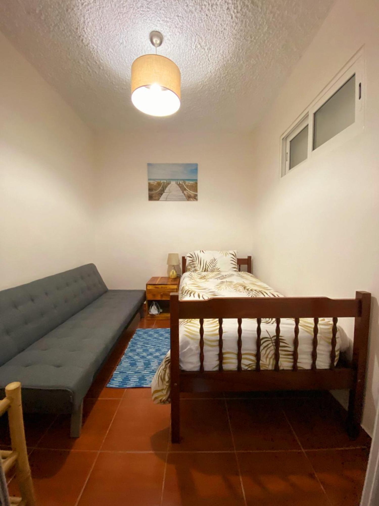 Apartamento 2 Bed , Sea View, 10 Minutes Walk To The *