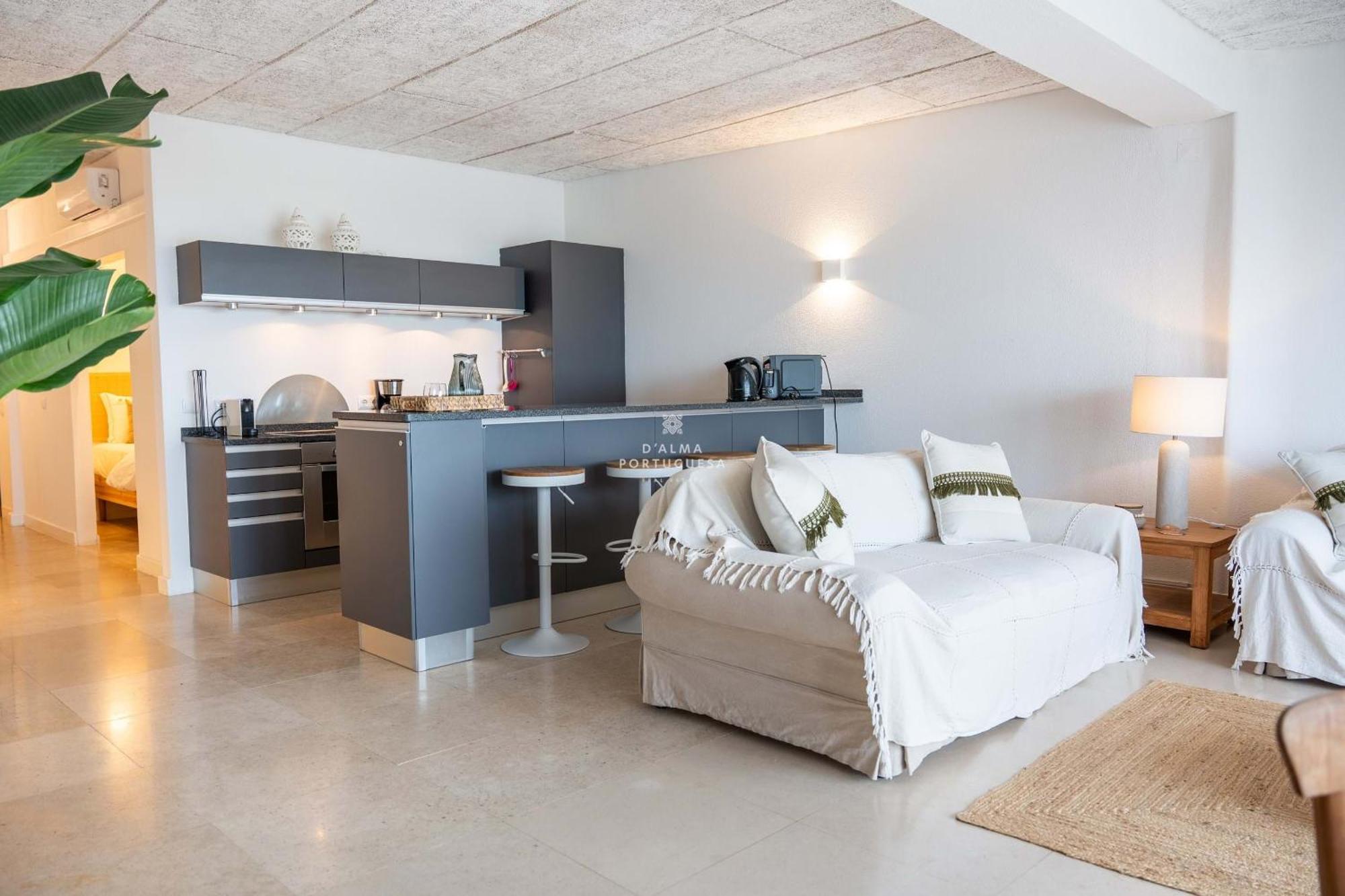 Mare Aveiros Apartment *