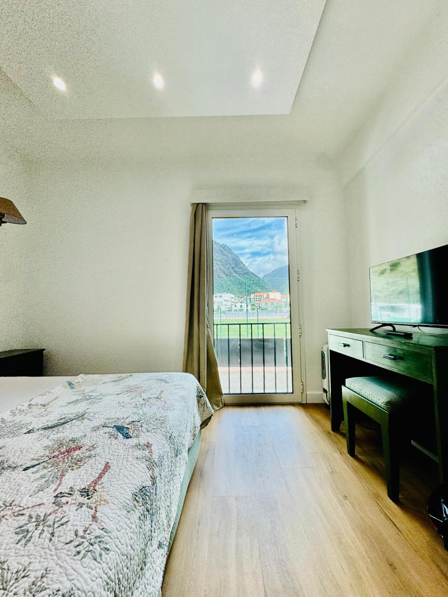 Vale Mar Guest Pensión Ribeira Brava