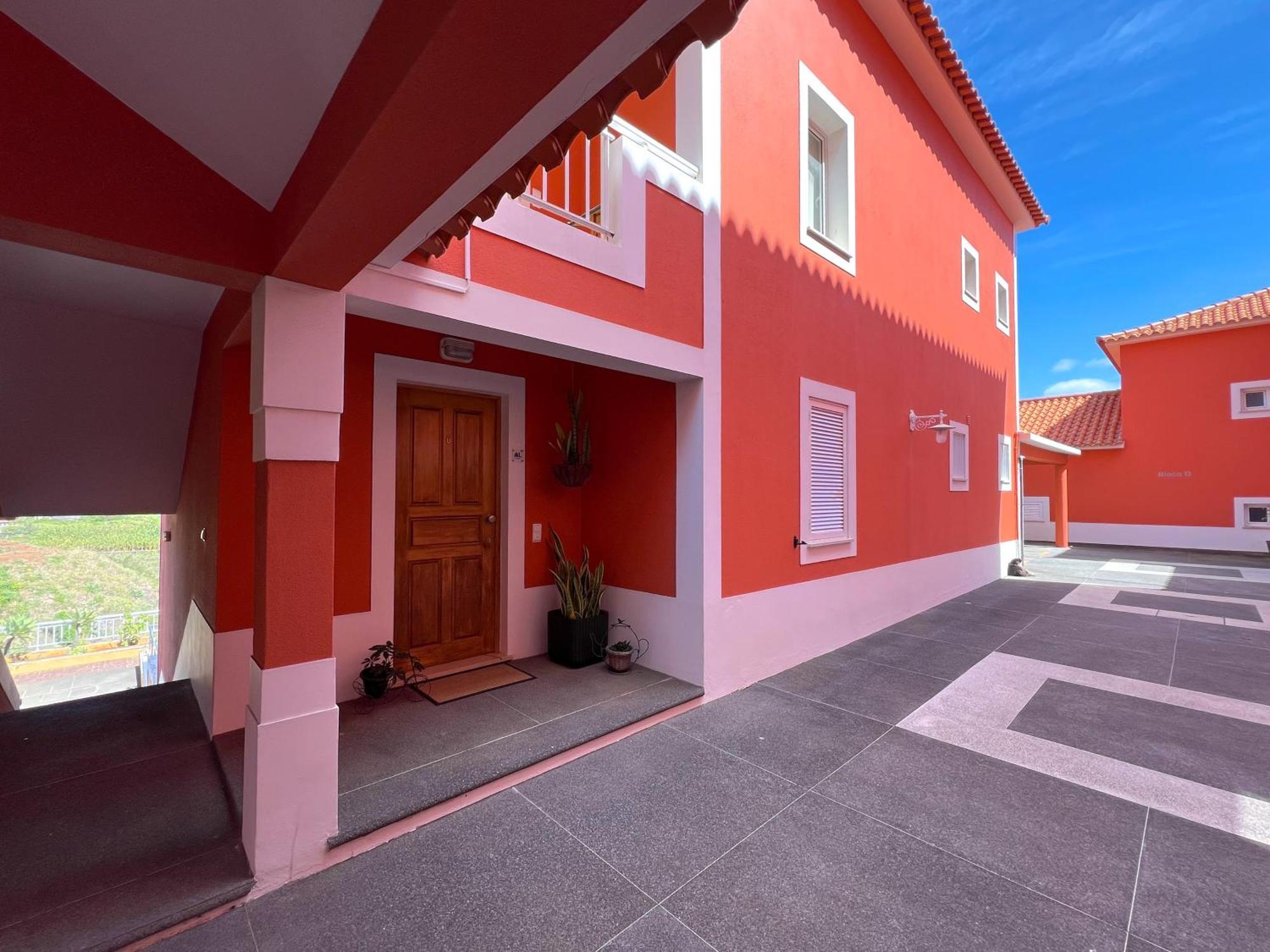 The Pink - Holidays In Madeira Island Apartment *