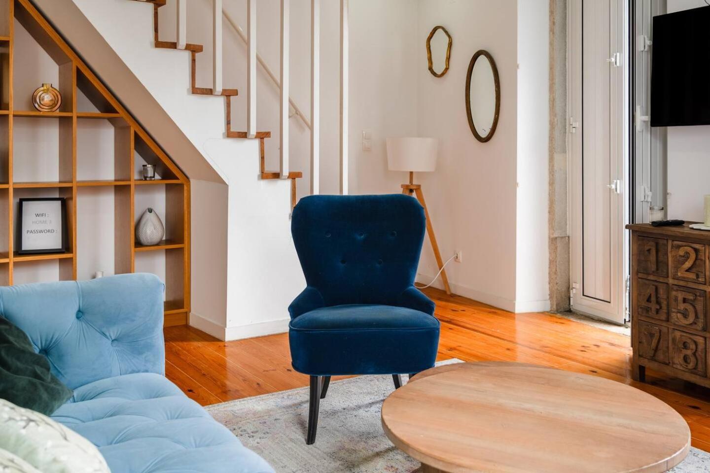 Spacious Penthouse Duplex W Castle Views Apartment