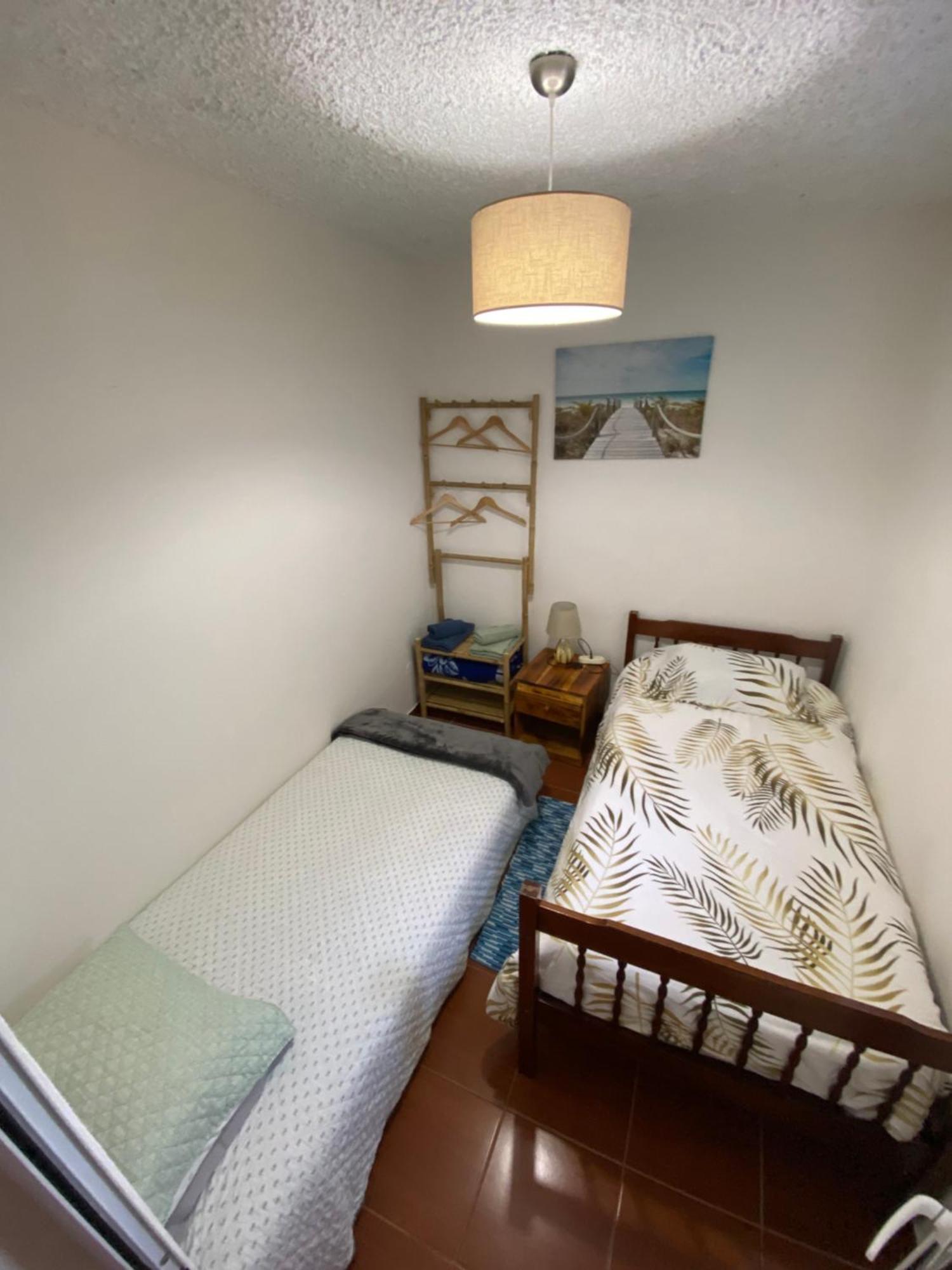 2 Bed , Sea View, 10 Minutes Walk To The Ribeira Brava