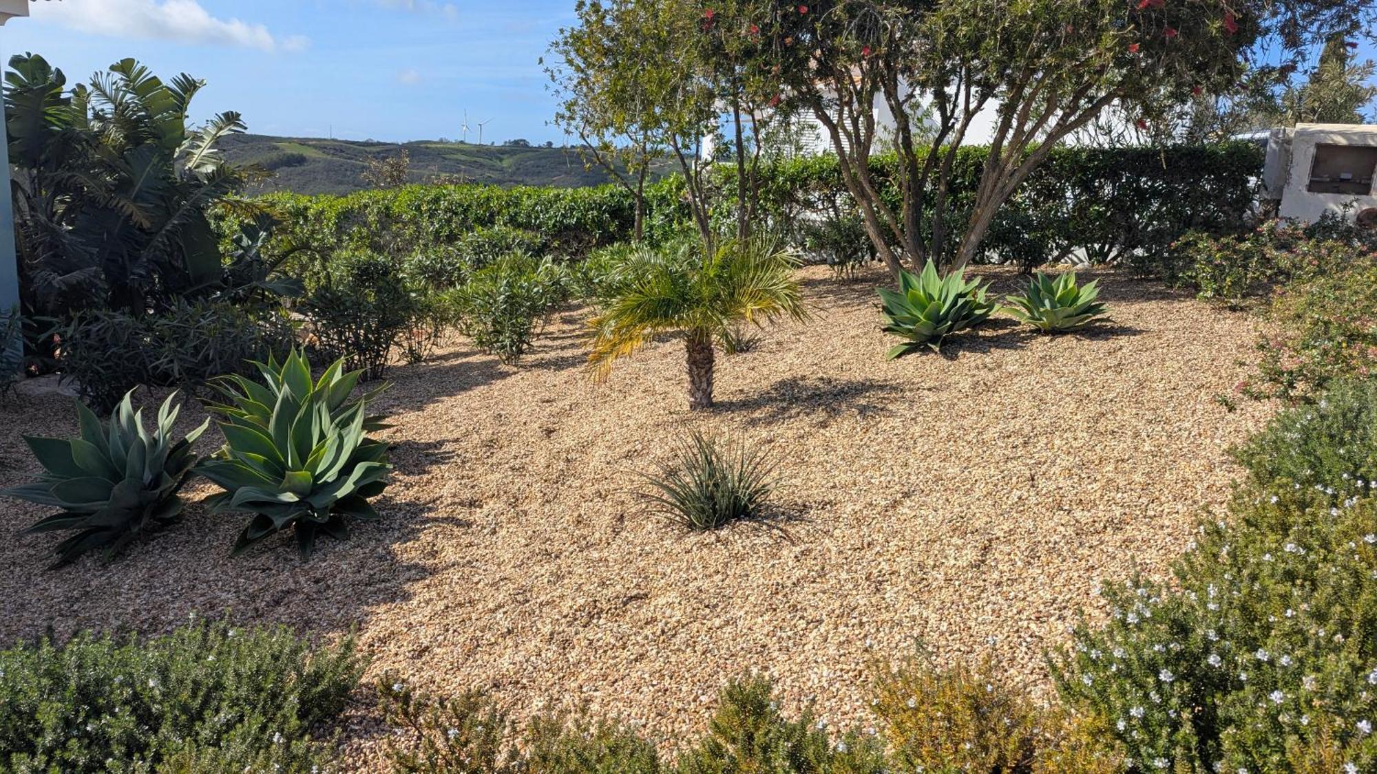 Stunning With Pool & View Near * Budens