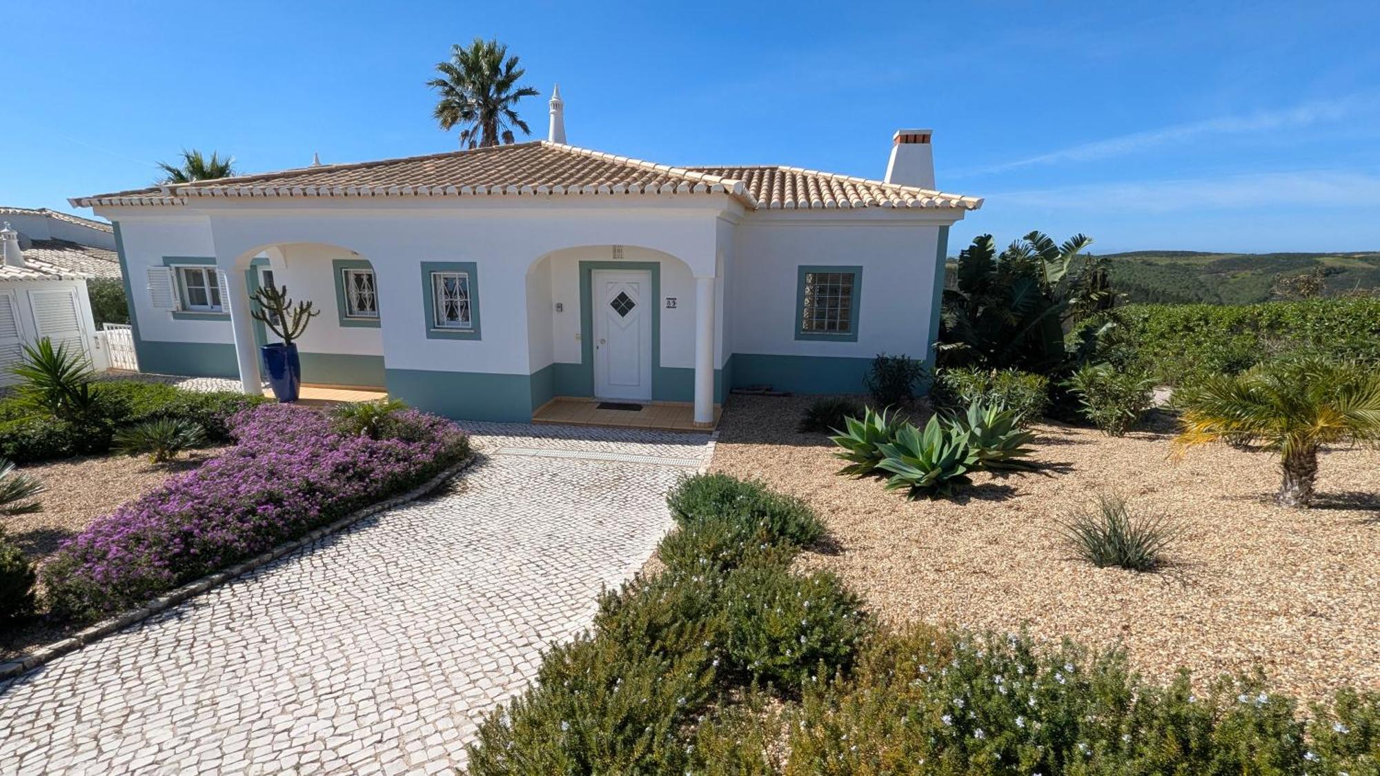 Stunning With Pool & View Near * Budens