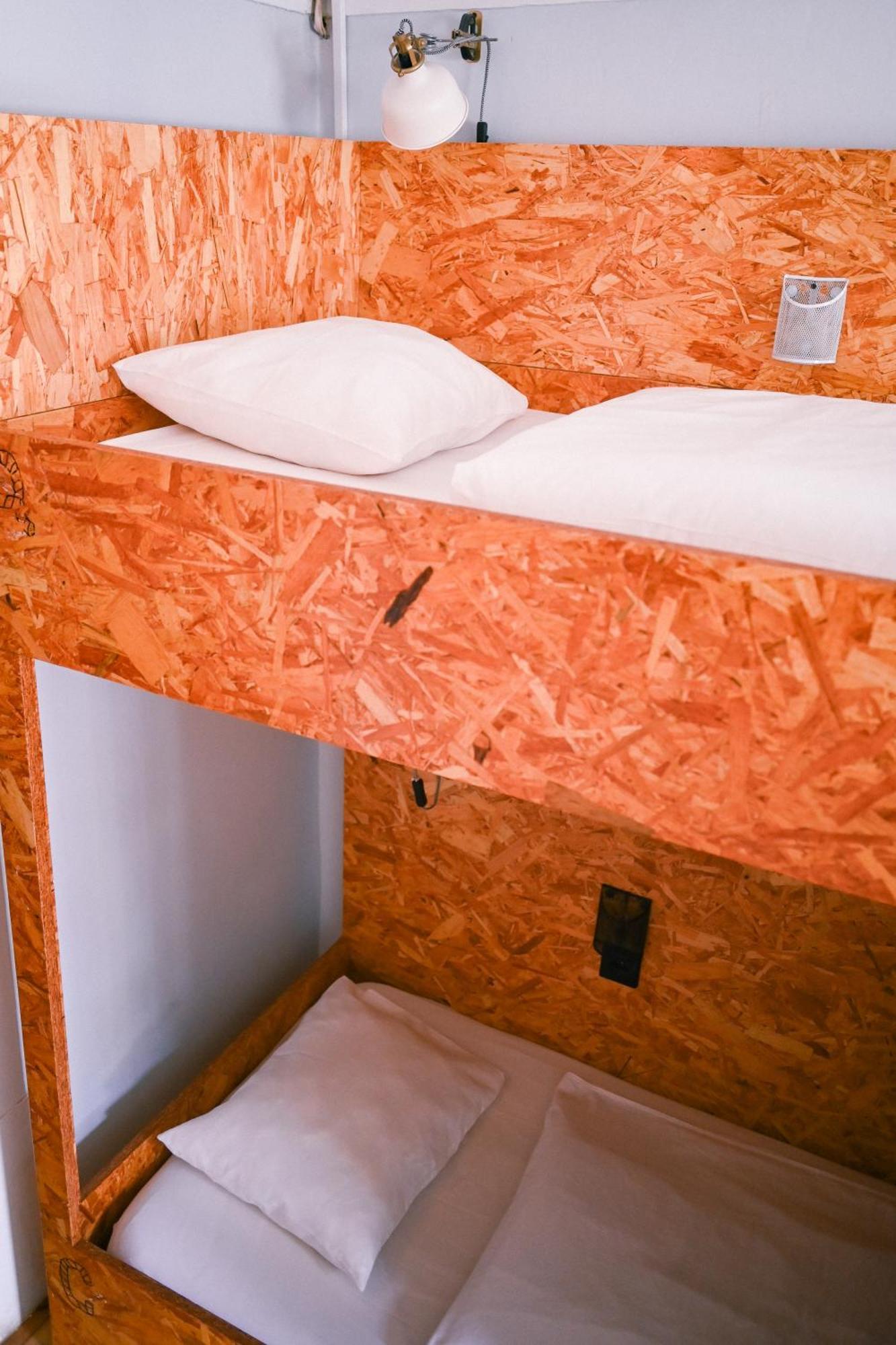 Goodnight Albergue